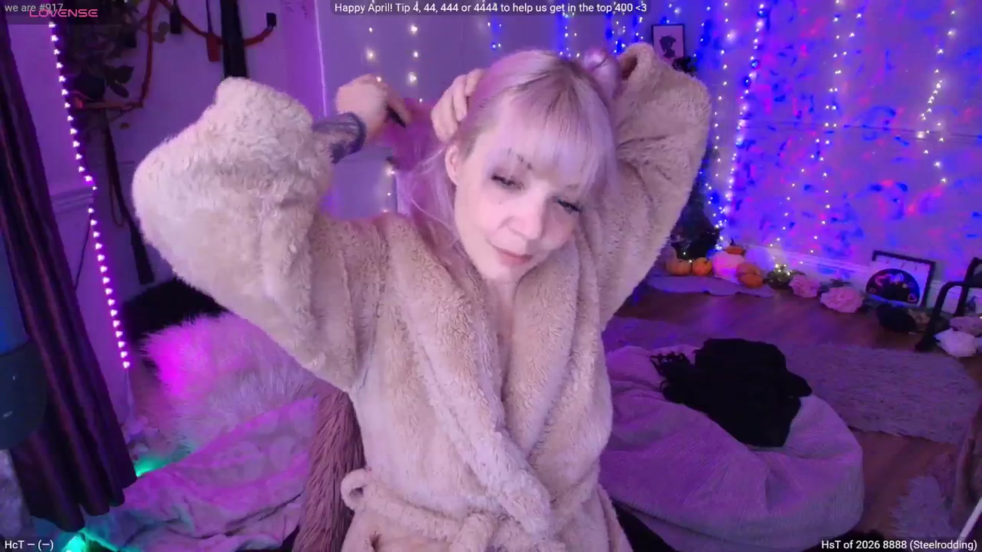 Gallery image thumbnail from LunaWolfie's myfreecams stream on, 04/04/2026, 17:02 image 9 of 20