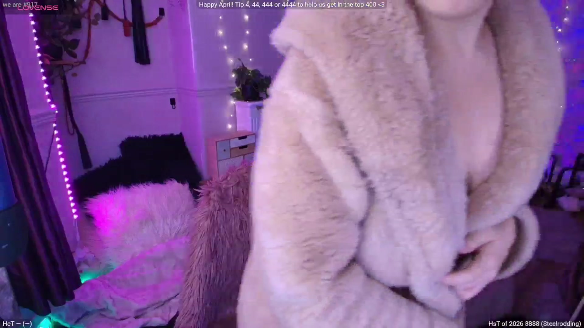 Gallery image thumbnail from LunaWolfie's myfreecams stream on, 04/04/2026, 17:02 image 19 of 20
