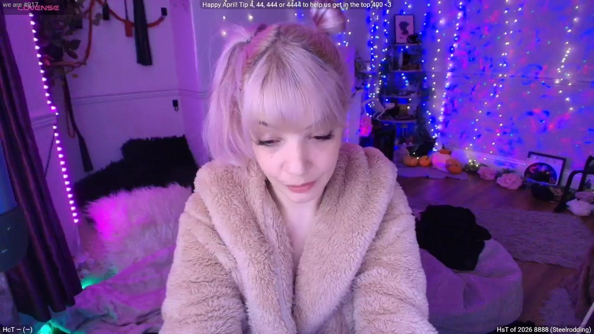 Gallery image thumbnail from LunaWolfie's myfreecams stream on, 04/04/2026, 17:02 image 13 of 20