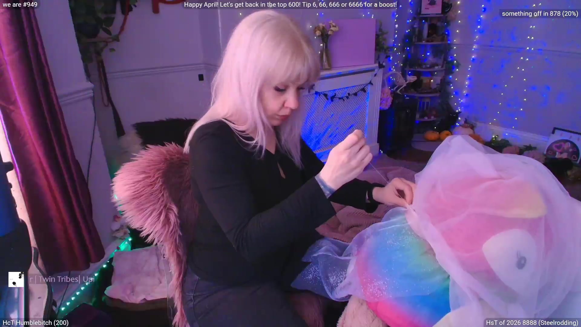 Gallery image thumbnail from LunaWolfie's myfreecams stream on, 04/29/2026, 13:10 image 20 of 20
