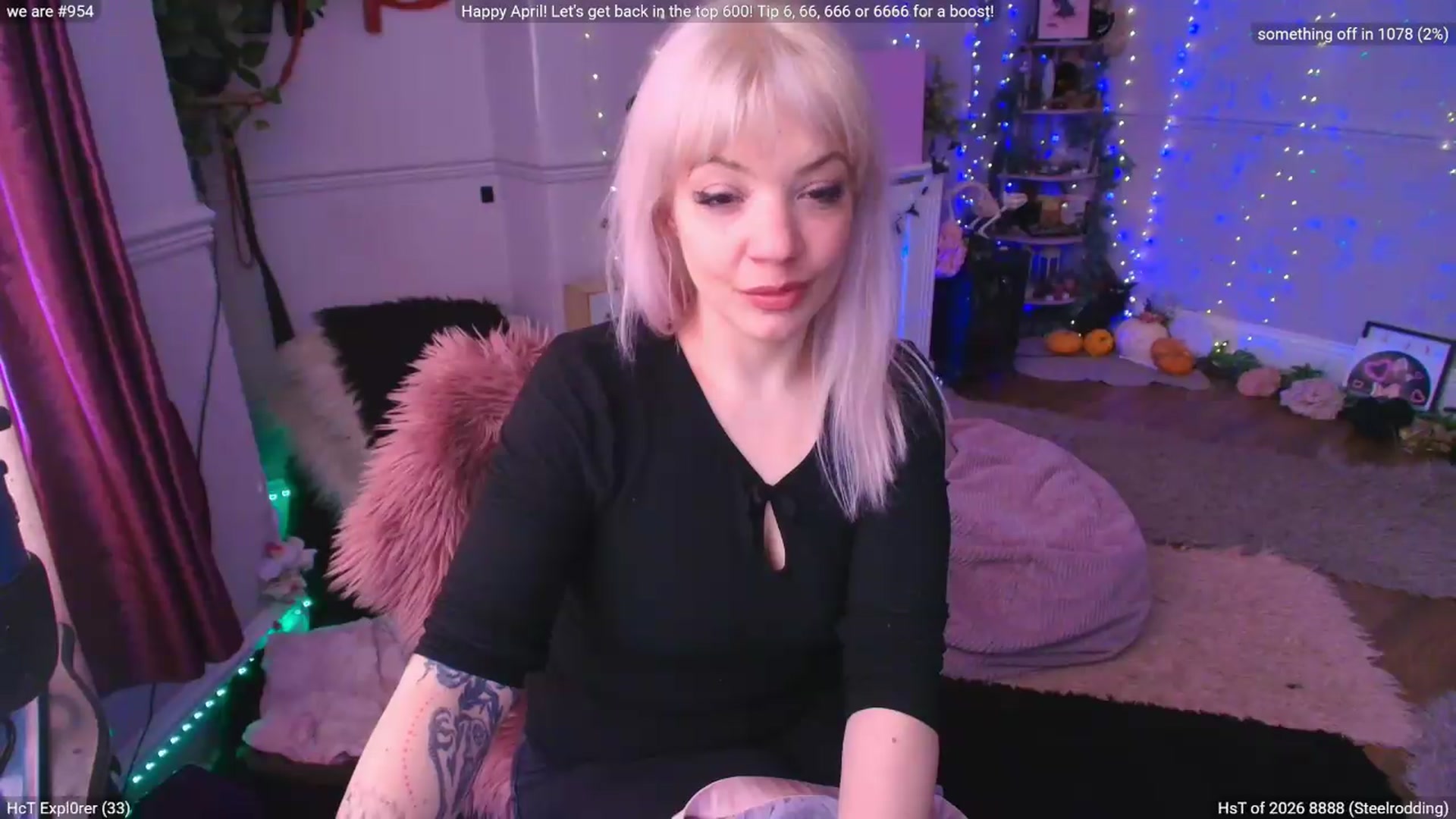 Gallery image thumbnail from LunaWolfie's myfreecams stream on, 04/29/2026, 13:10 image 5 of 20