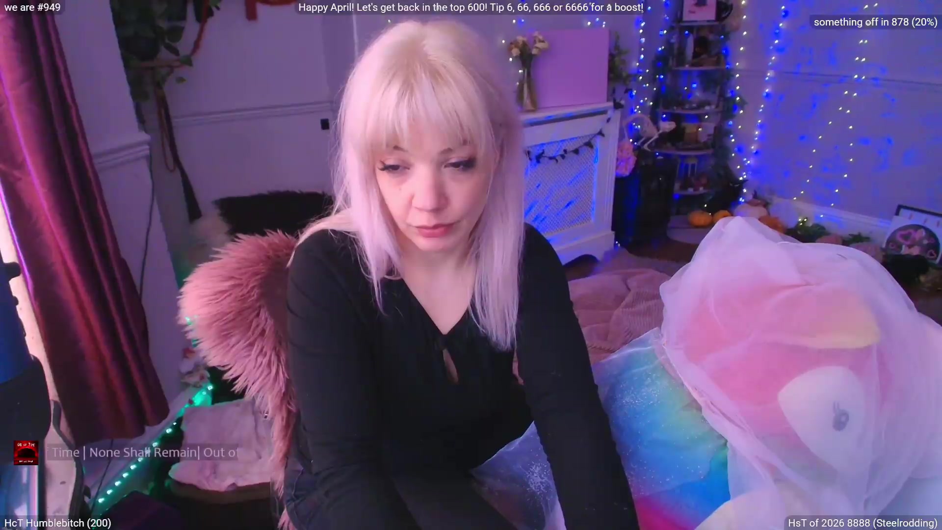 Gallery image thumbnail from LunaWolfie's myfreecams stream on, 04/29/2026, 13:10 image 19 of 20