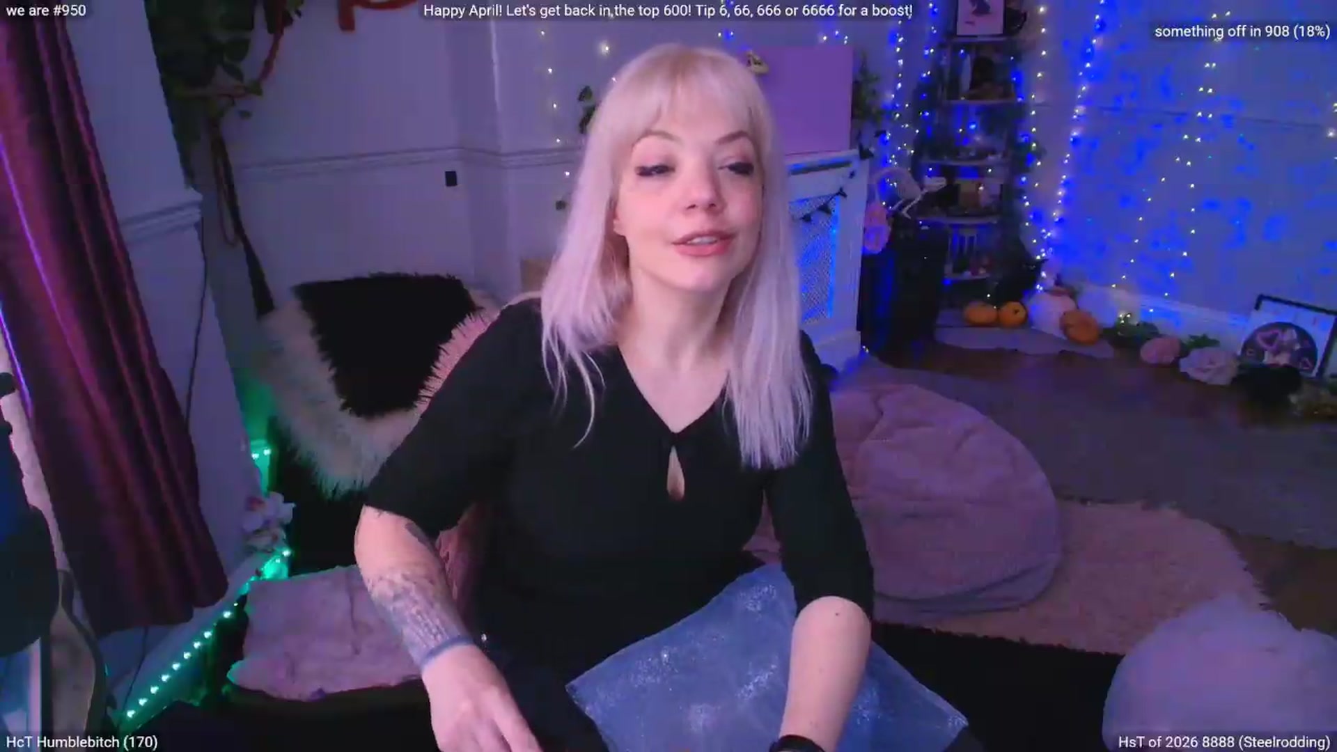 Gallery image thumbnail from LunaWolfie's myfreecams stream on, 04/29/2026, 13:10 image 8 of 20