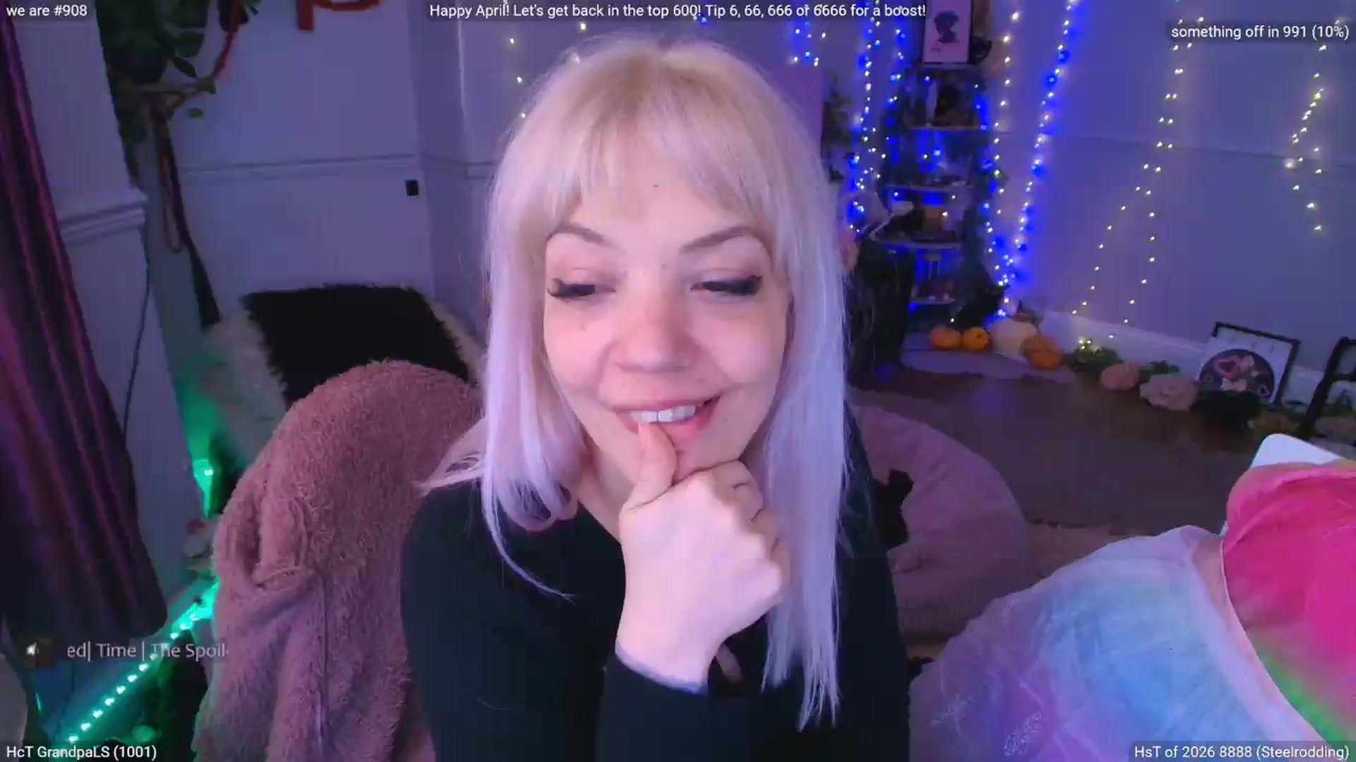 Gallery image thumbnail from LunaWolfie's myfreecams stream on, 04/29/2026, 15:47 image 7 of 20