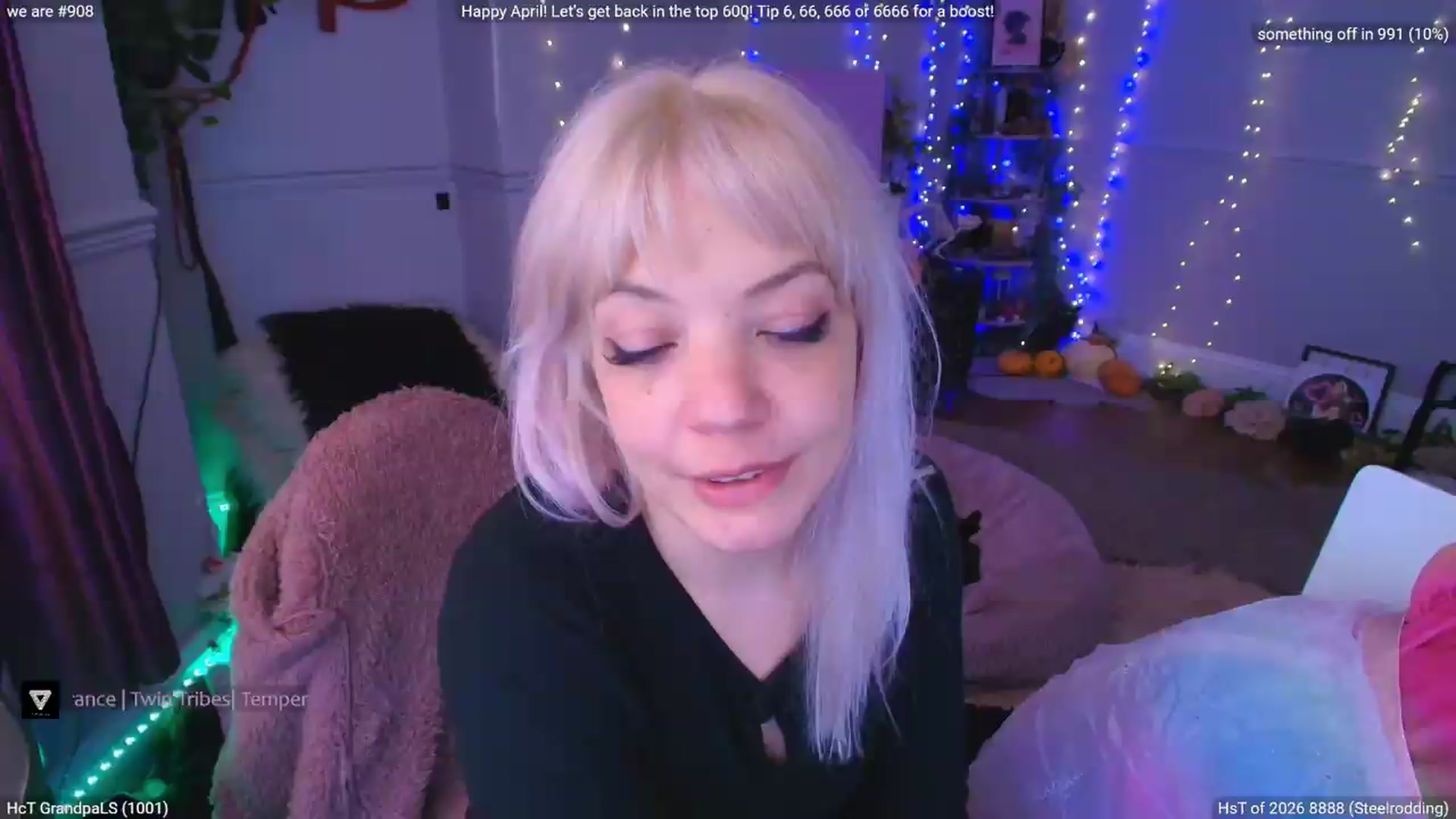 Gallery image thumbnail from LunaWolfie's myfreecams stream on, 04/29/2026, 15:47 image 16 of 20