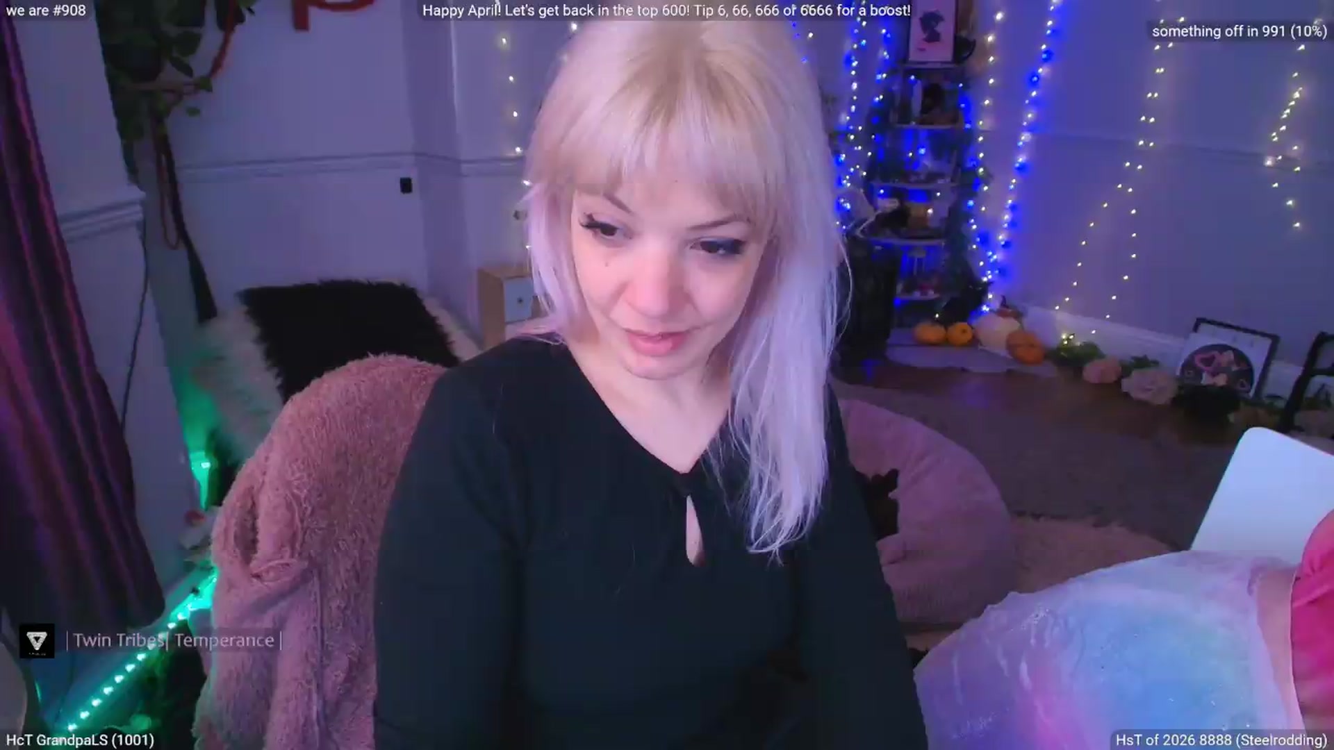 Gallery image thumbnail from LunaWolfie's myfreecams stream on, 04/29/2026, 15:47 image 18 of 20
