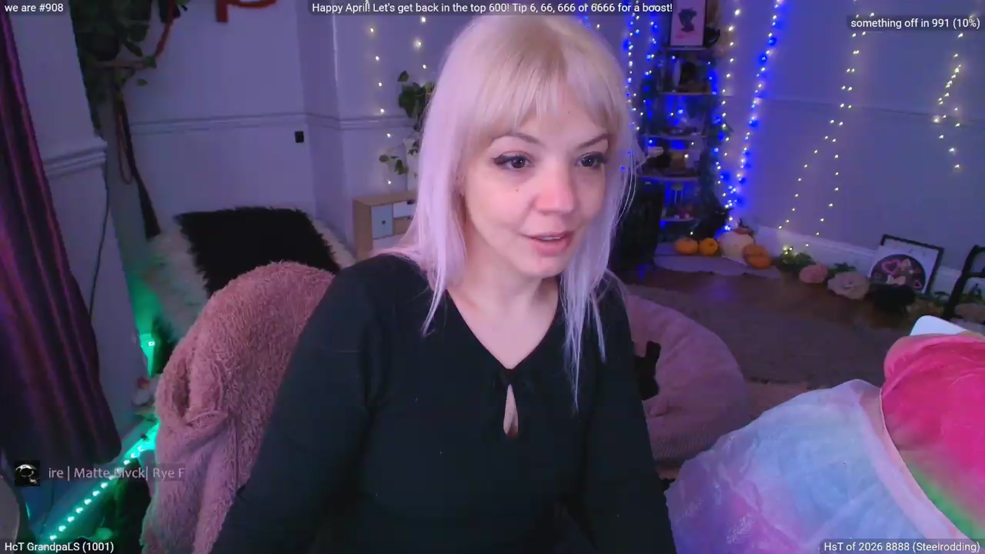 Gallery image thumbnail from LunaWolfie's myfreecams stream on, 04/29/2026, 15:47 image 5 of 20