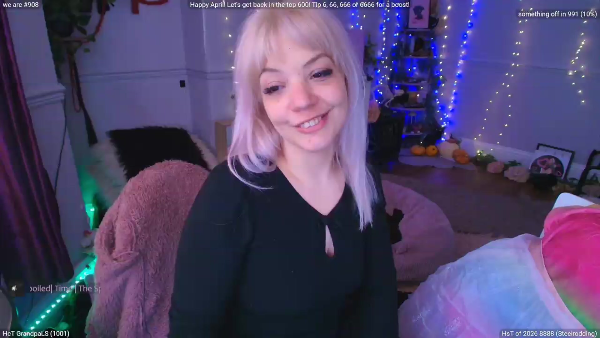 Gallery image thumbnail from LunaWolfie's myfreecams stream on, 04/29/2026, 15:47 image 8 of 20