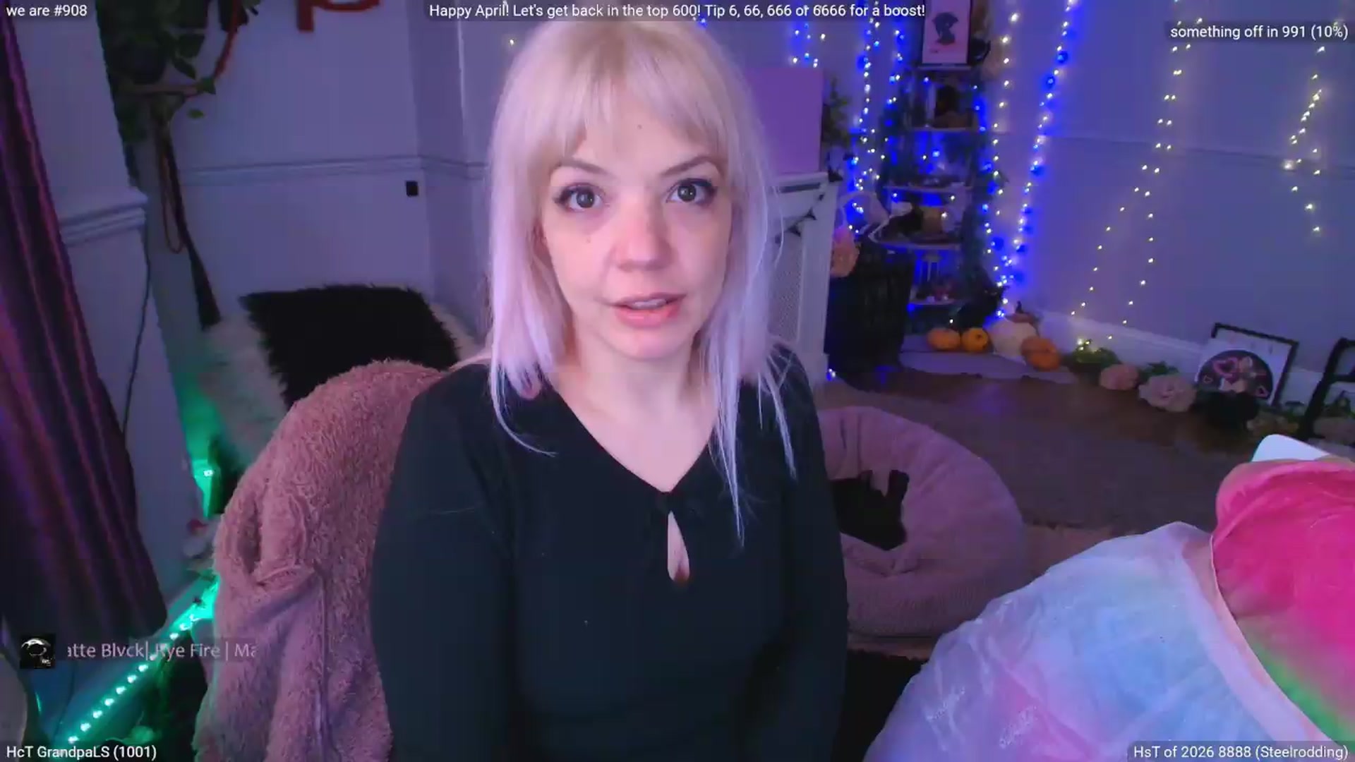 Gallery image thumbnail from LunaWolfie's myfreecams stream on, 04/29/2026, 15:47 image 4 of 20