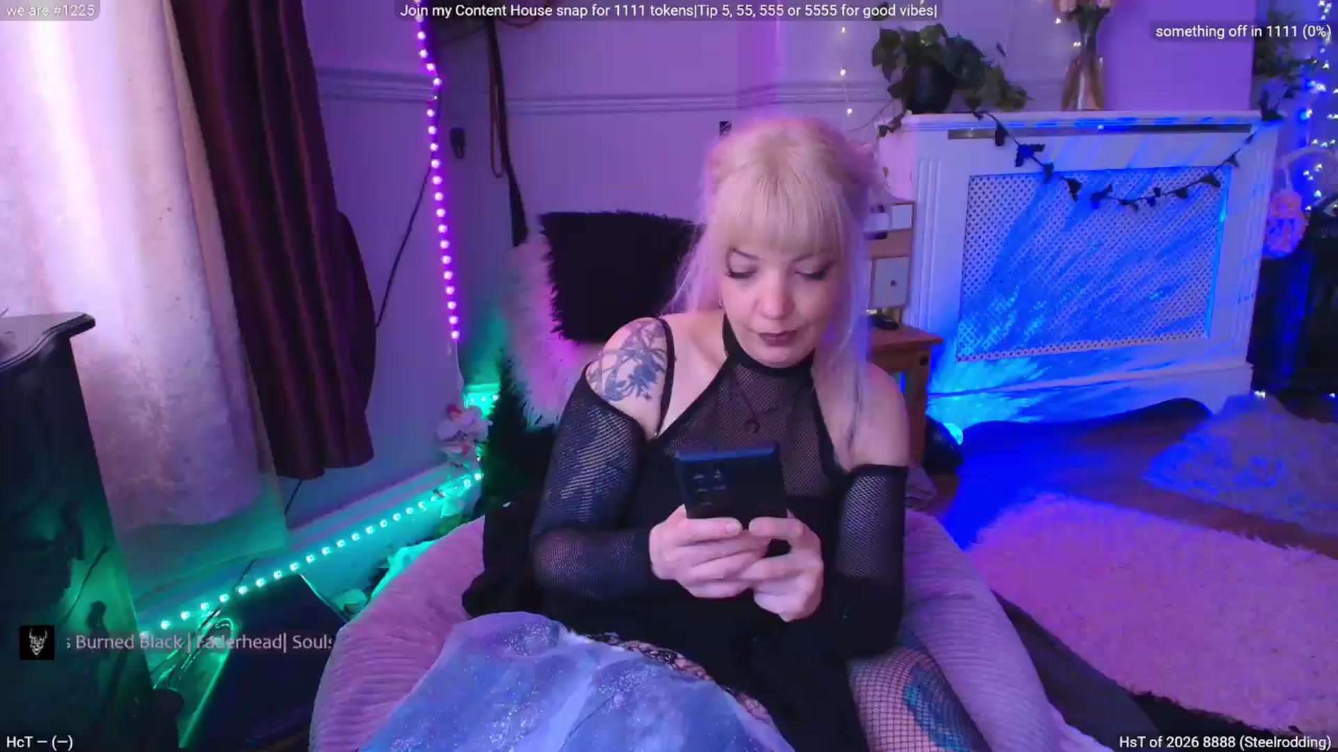 Gallery image thumbnail from LunaWolfie's myfreecams stream on, 05/01/2026, 19:03 image 8 of 20