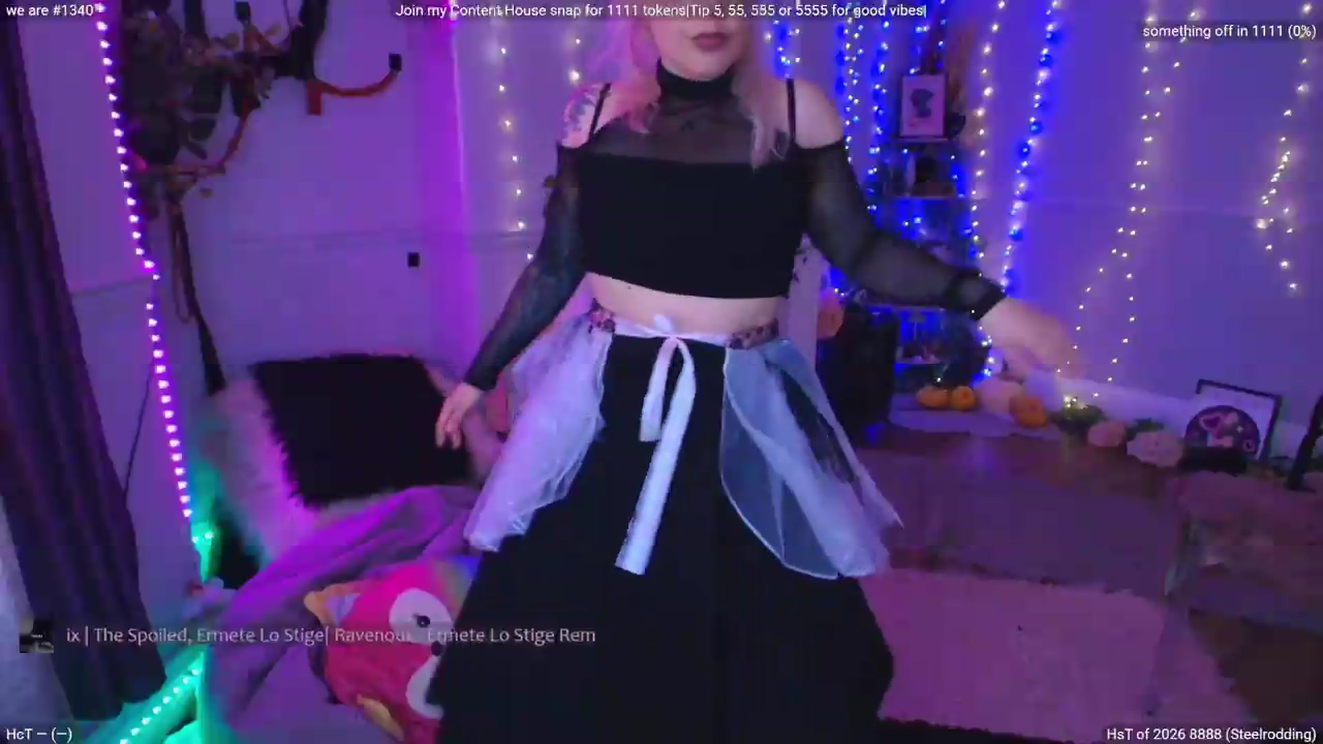 Gallery image thumbnail from LunaWolfie's myfreecams stream on, 05/01/2026, 19:03 image 20 of 20