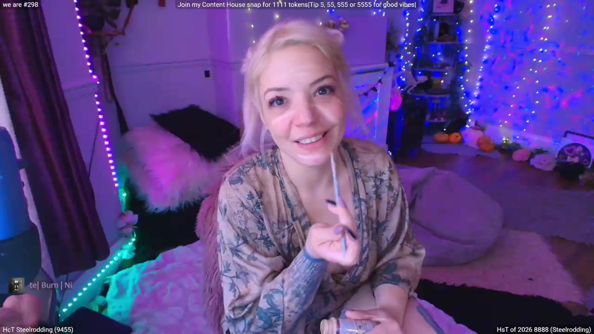 Gallery image thumbnail from LunaWolfie's myfreecams stream on, 05/02/2026, 19:45 image 8 of 20