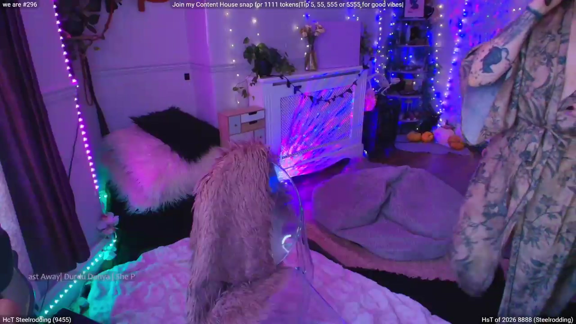 Gallery image thumbnail from LunaWolfie's myfreecams stream on, 05/02/2026, 19:45 image 7 of 20