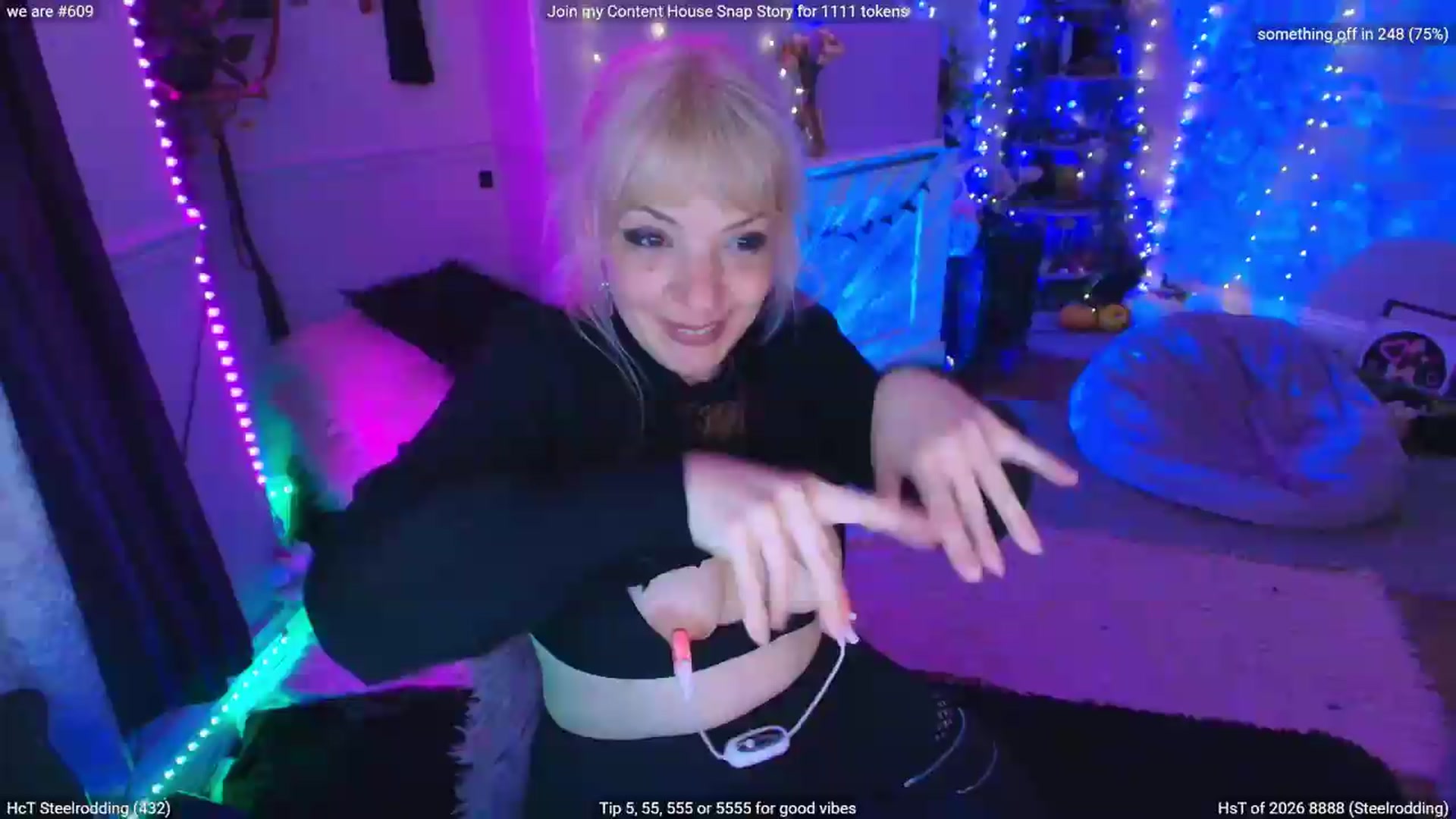 Gallery image thumbnail from LunaWolfie's myfreecams stream on, 05/05/2026, 24:33 image 3 of 20