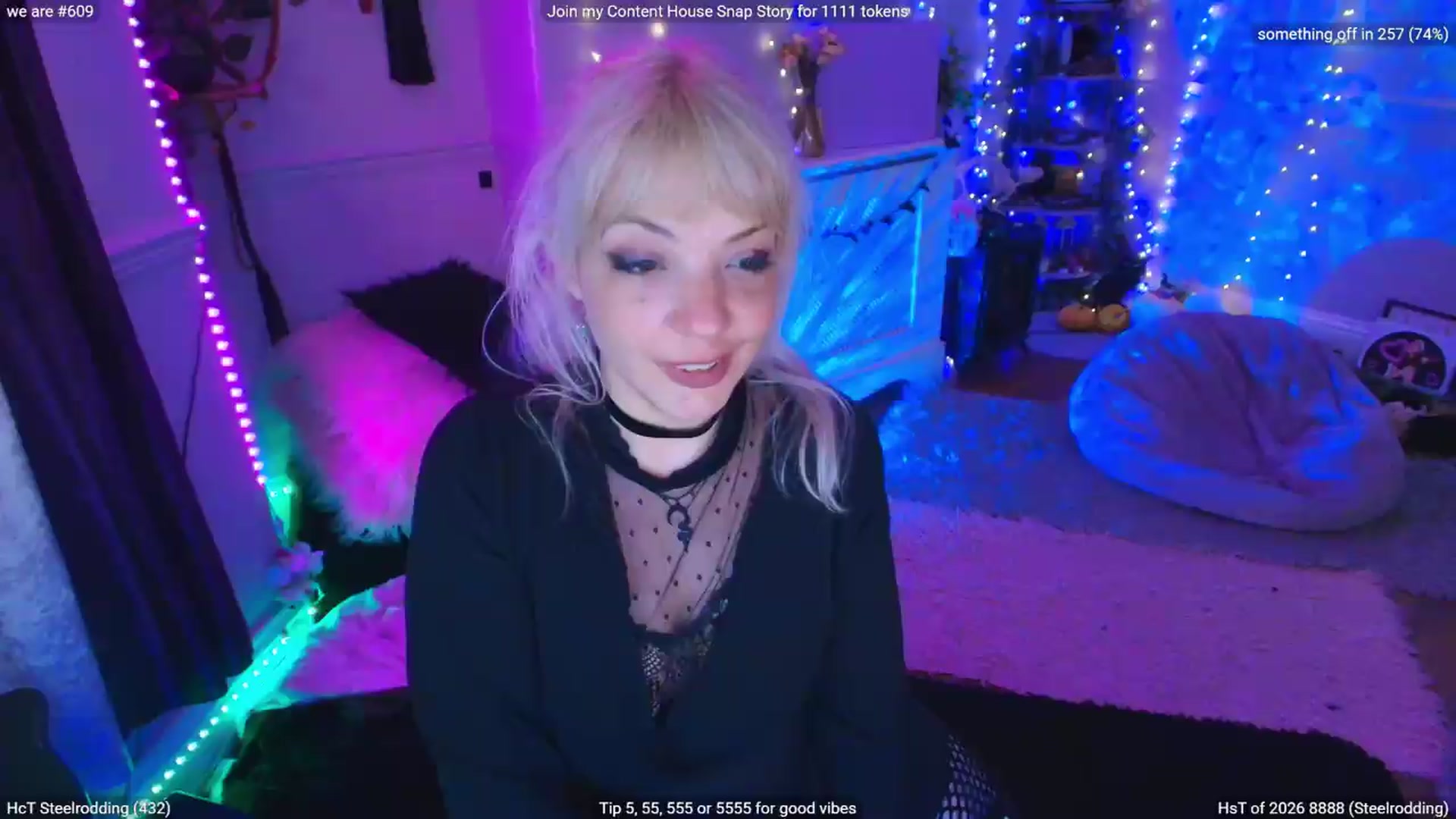 Gallery image thumbnail from LunaWolfie's myfreecams stream on, 05/05/2026, 24:33 image 1 of 20