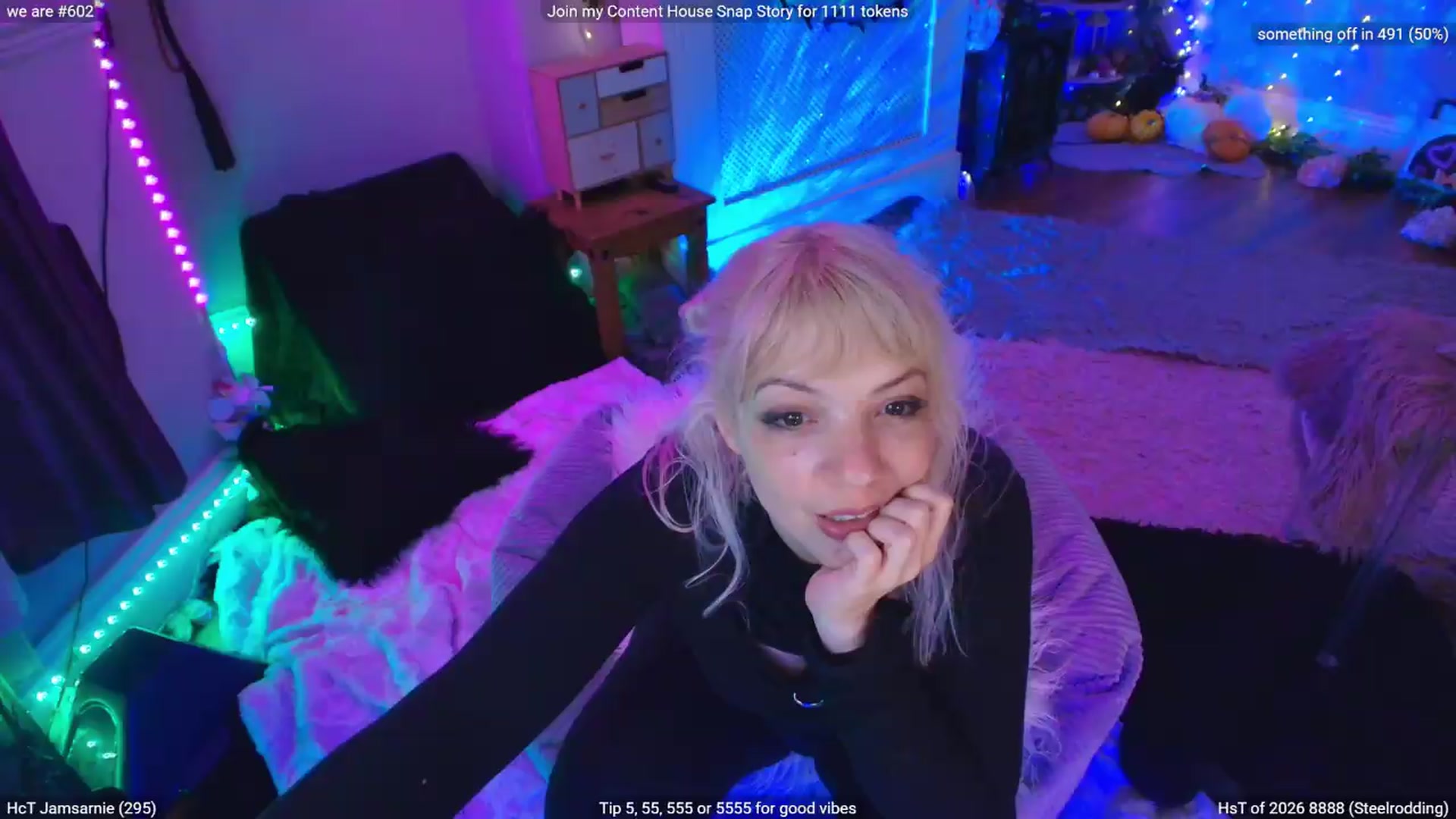 Gallery image thumbnail from LunaWolfie's myfreecams stream on, 05/06/2026, 24:17 image 5 of 20