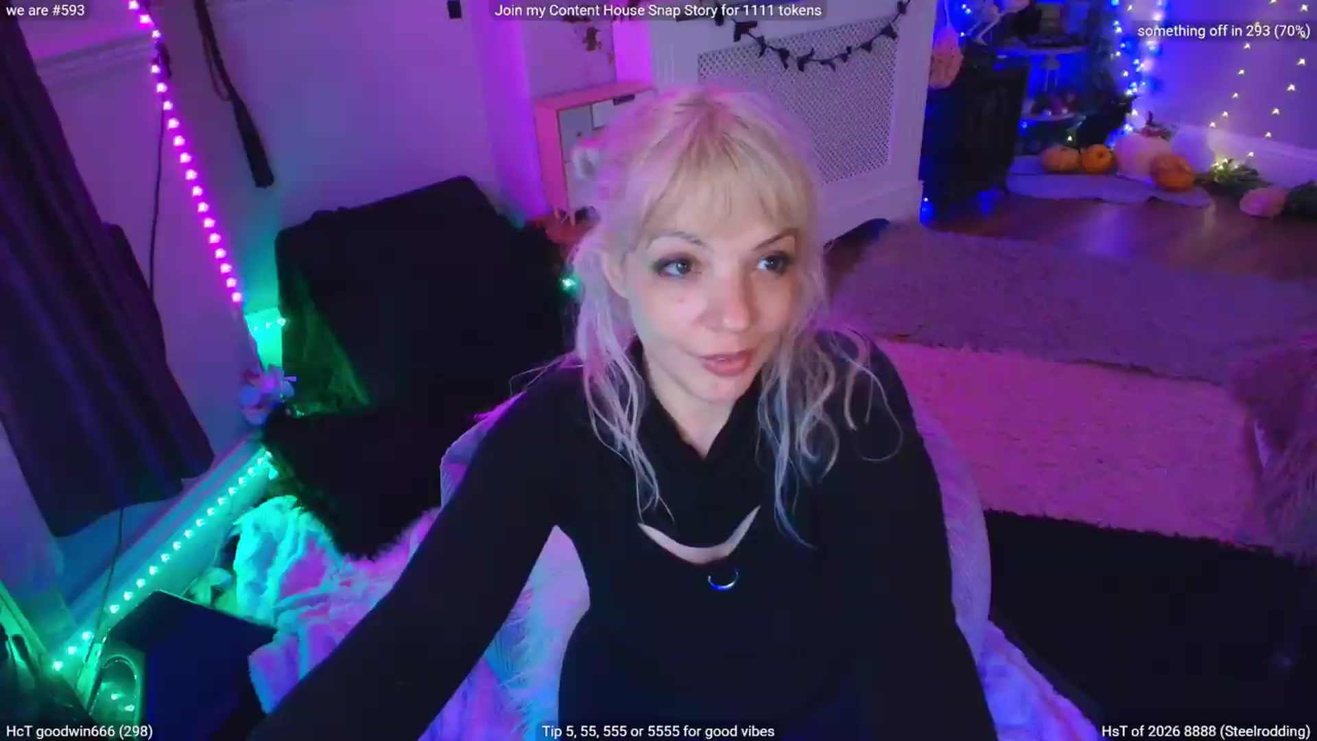 Gallery image thumbnail from LunaWolfie's myfreecams stream on, 05/06/2026, 24:17 image 10 of 20