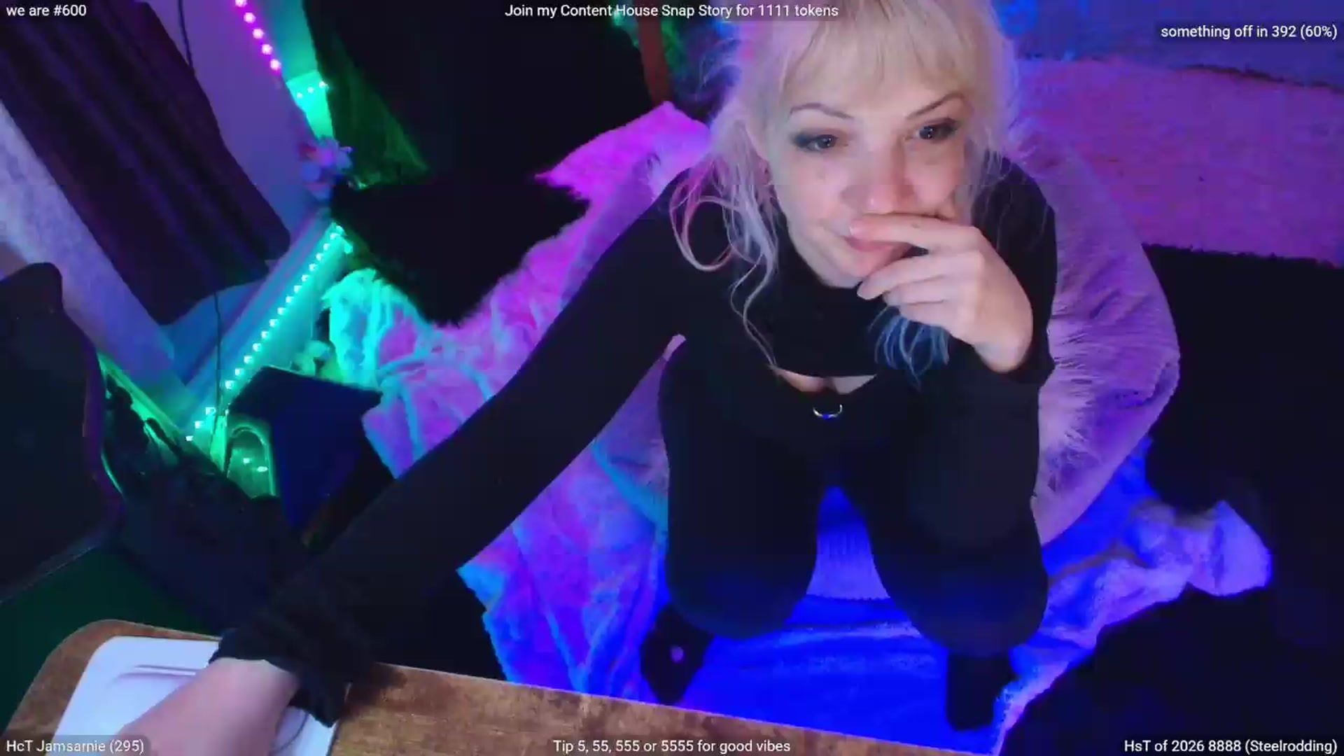 Gallery image thumbnail from LunaWolfie's myfreecams stream on, 05/06/2026, 24:17 image 7 of 20