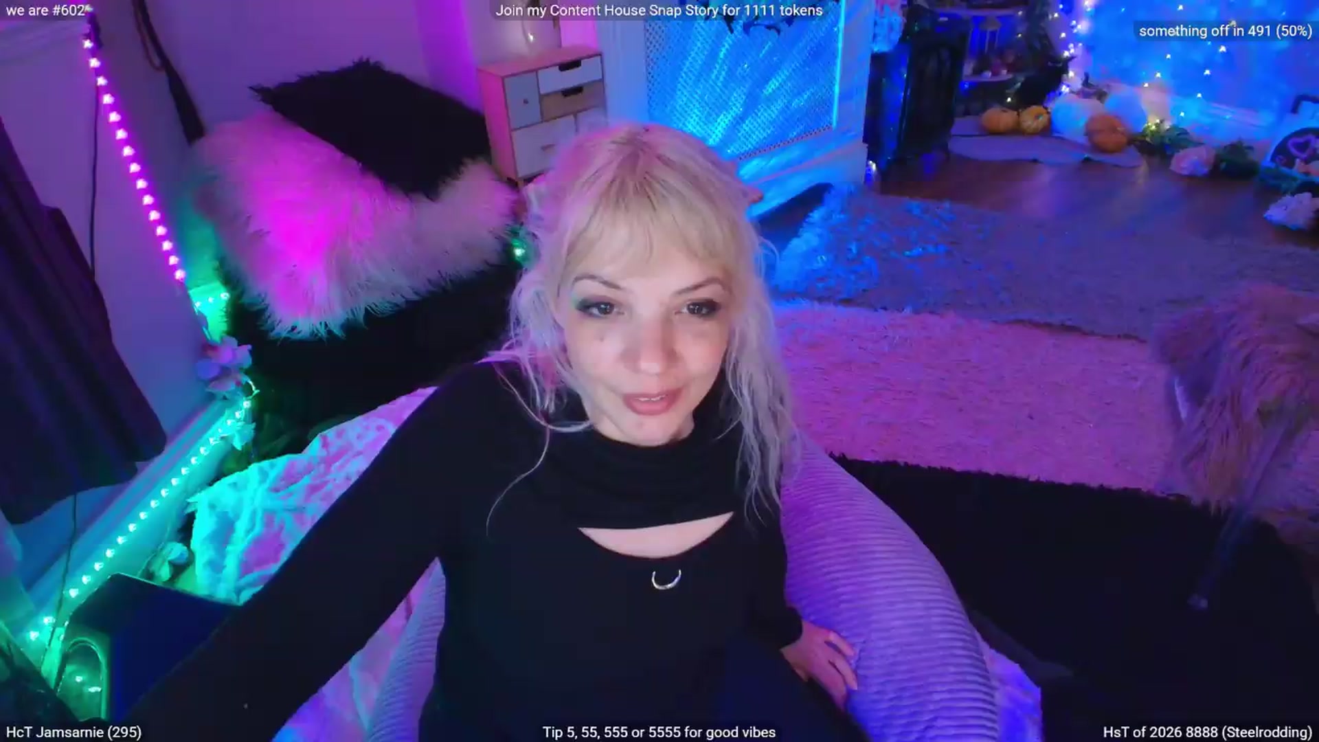 Gallery image thumbnail from LunaWolfie's myfreecams stream on, 05/06/2026, 24:17 image 3 of 20