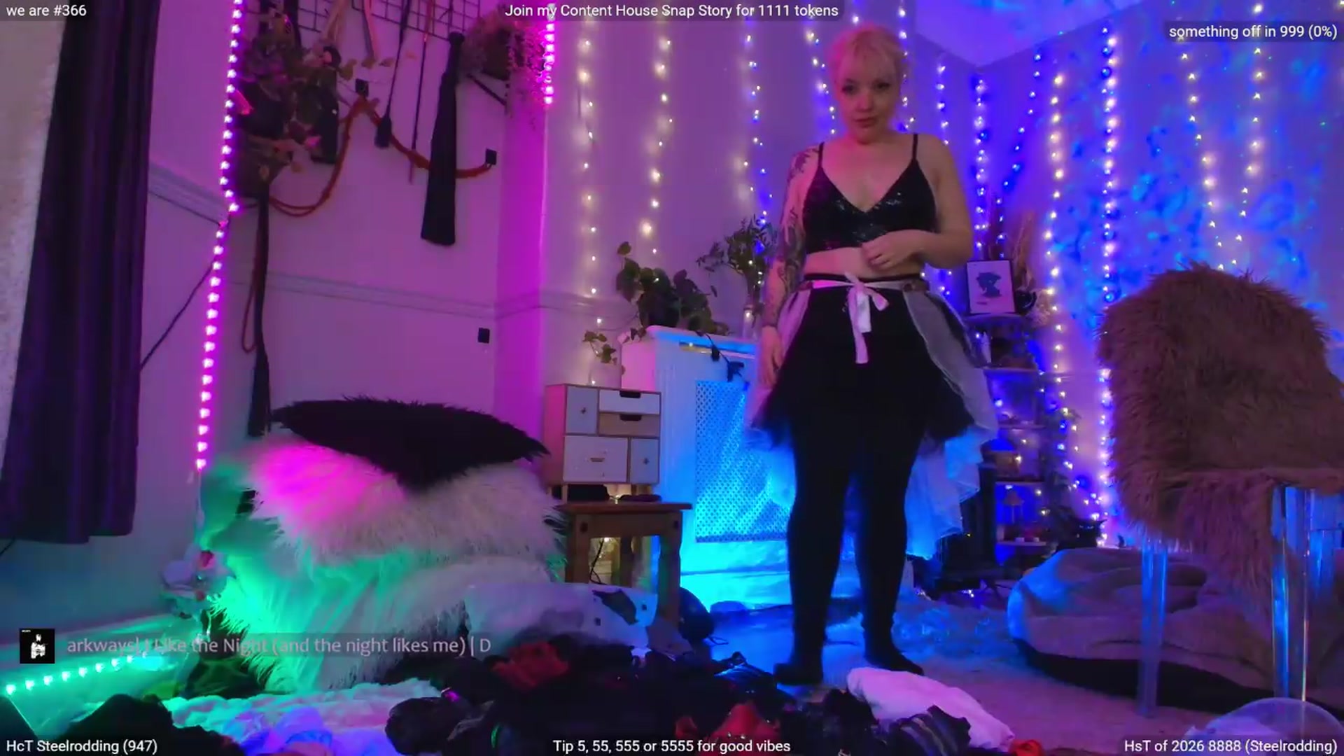 Gallery image thumbnail from LunaWolfie's myfreecams stream on, 05/09/2026, 23:39 image 11 of 20