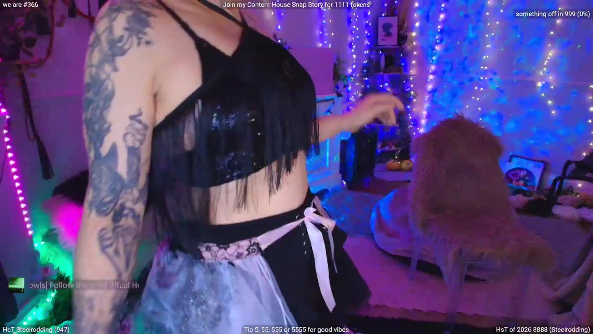 Gallery image thumbnail from LunaWolfie's myfreecams stream on, 05/09/2026, 23:39 image 13 of 20