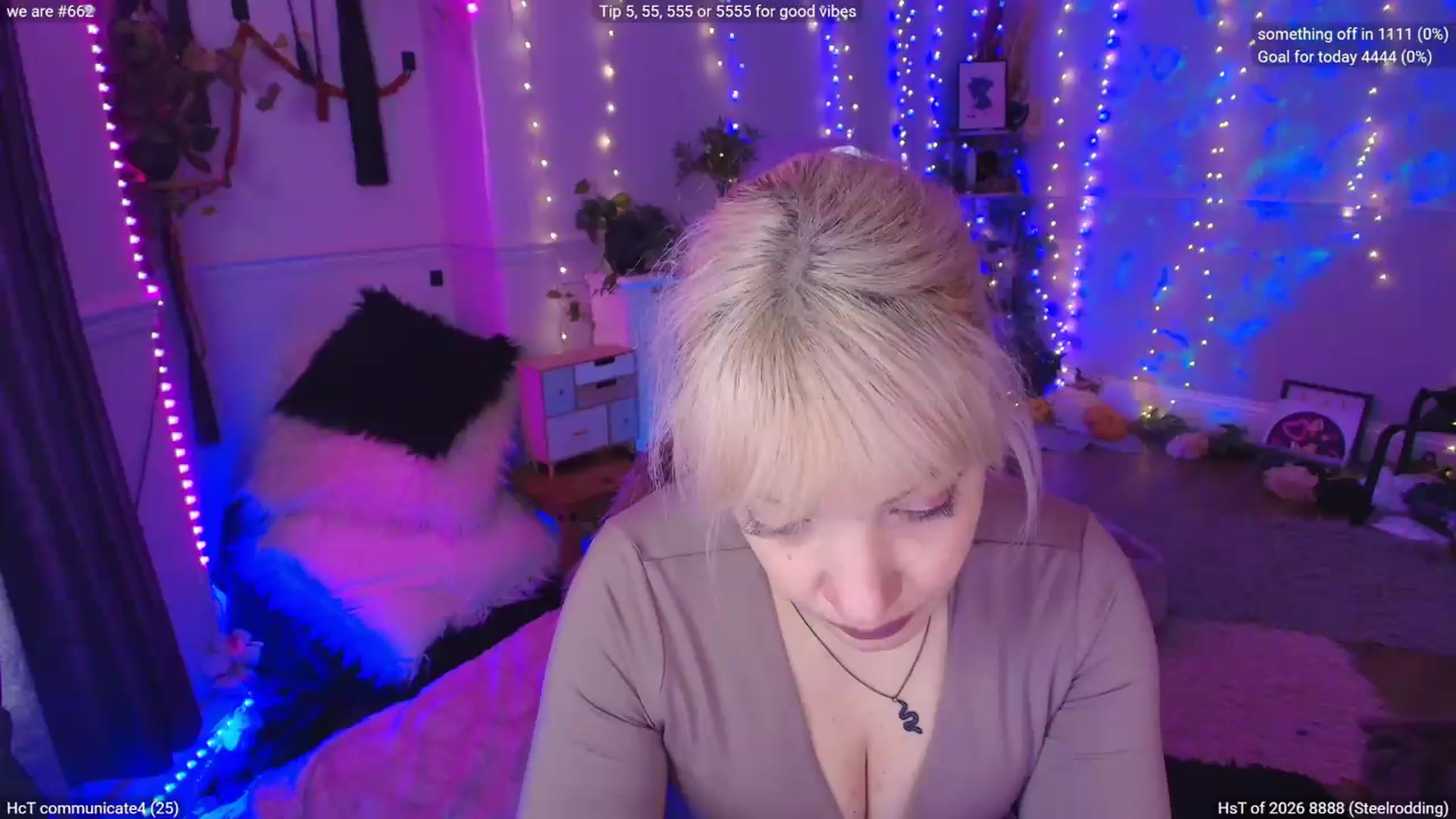 Gallery image thumbnail from LunaWolfie's myfreecams stream on, 05/19/2026, 22:48 image 1 of 20