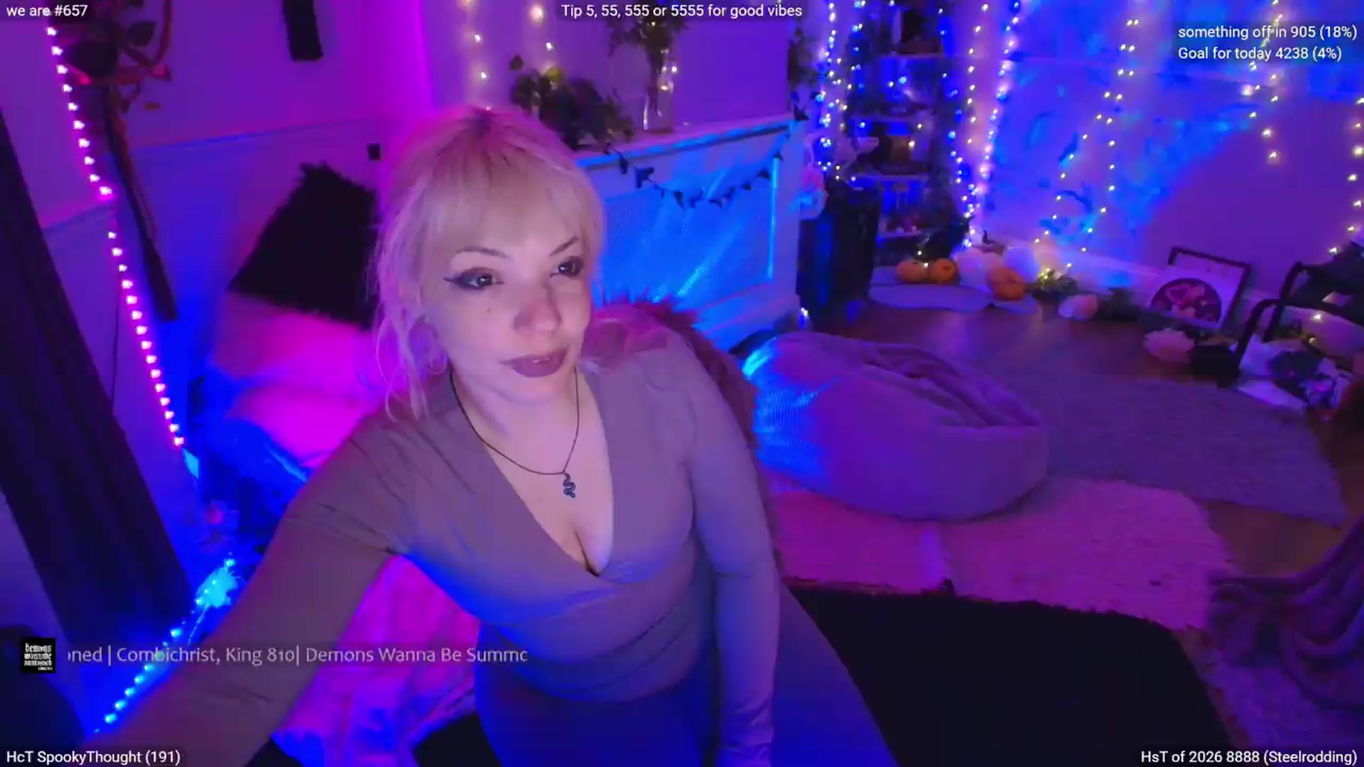 Gallery image thumbnail from LunaWolfie's myfreecams stream on, 05/19/2026, 22:48 image 6 of 20