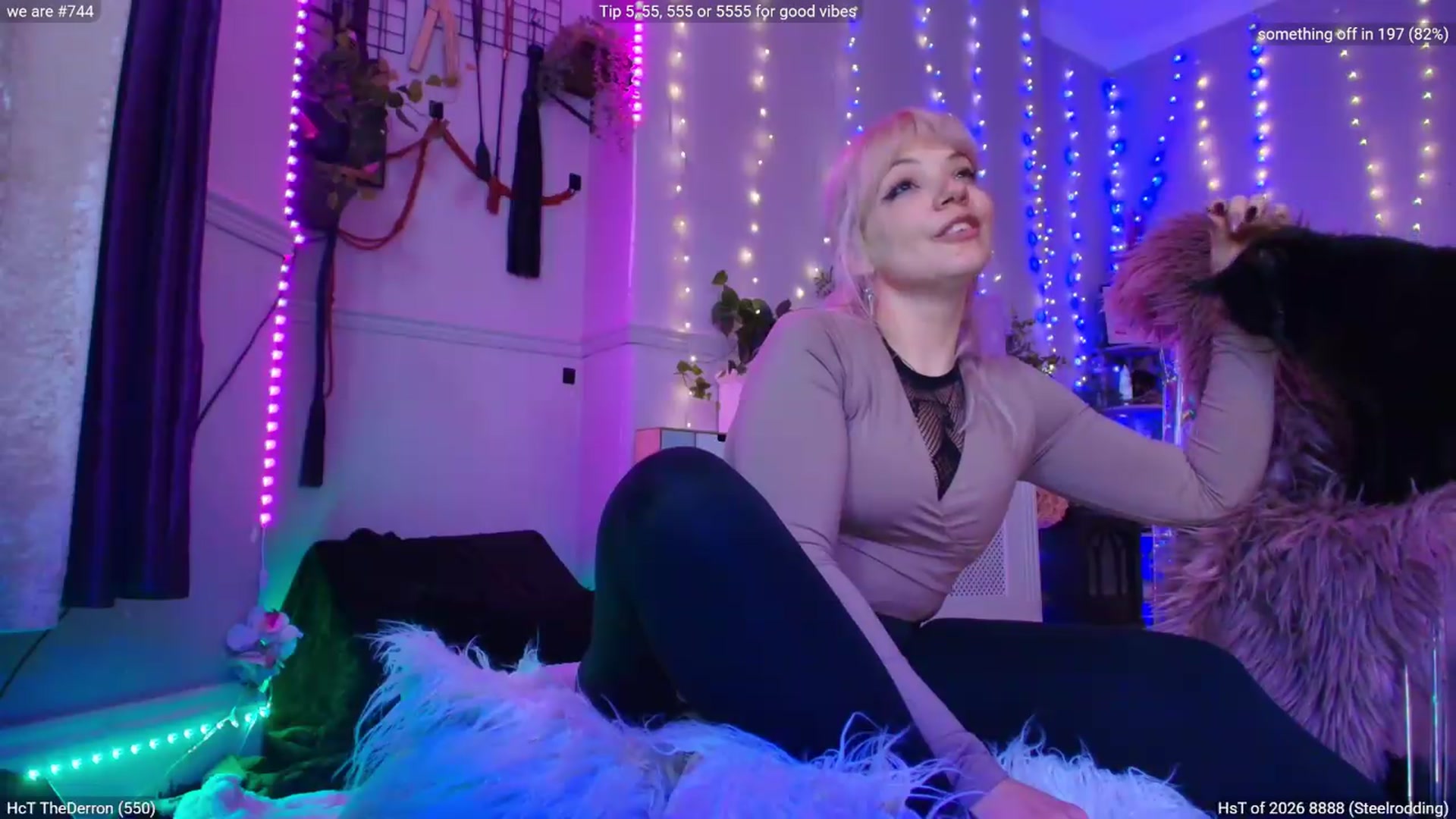 Gallery image thumbnail from LunaWolfie's myfreecams stream on, 05/21/2026, 23:19 image 15 of 20
