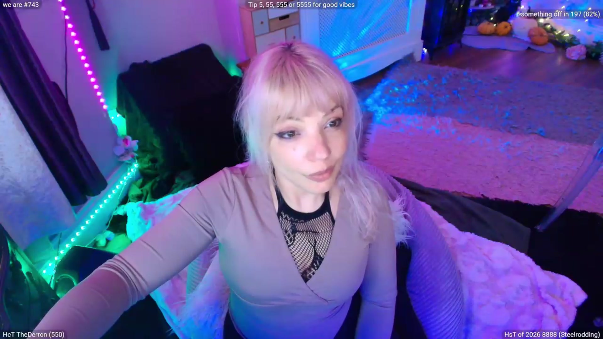 Gallery image thumbnail from LunaWolfie's myfreecams stream on, 05/21/2026, 23:19 image 11 of 20