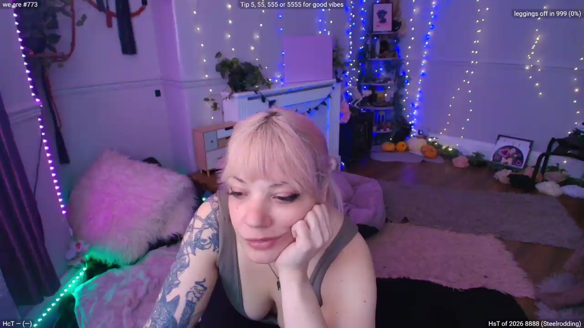 Gallery image thumbnail from LunaWolfie's myfreecams stream on, 05/23/2026, 17:34 image 6 of 20