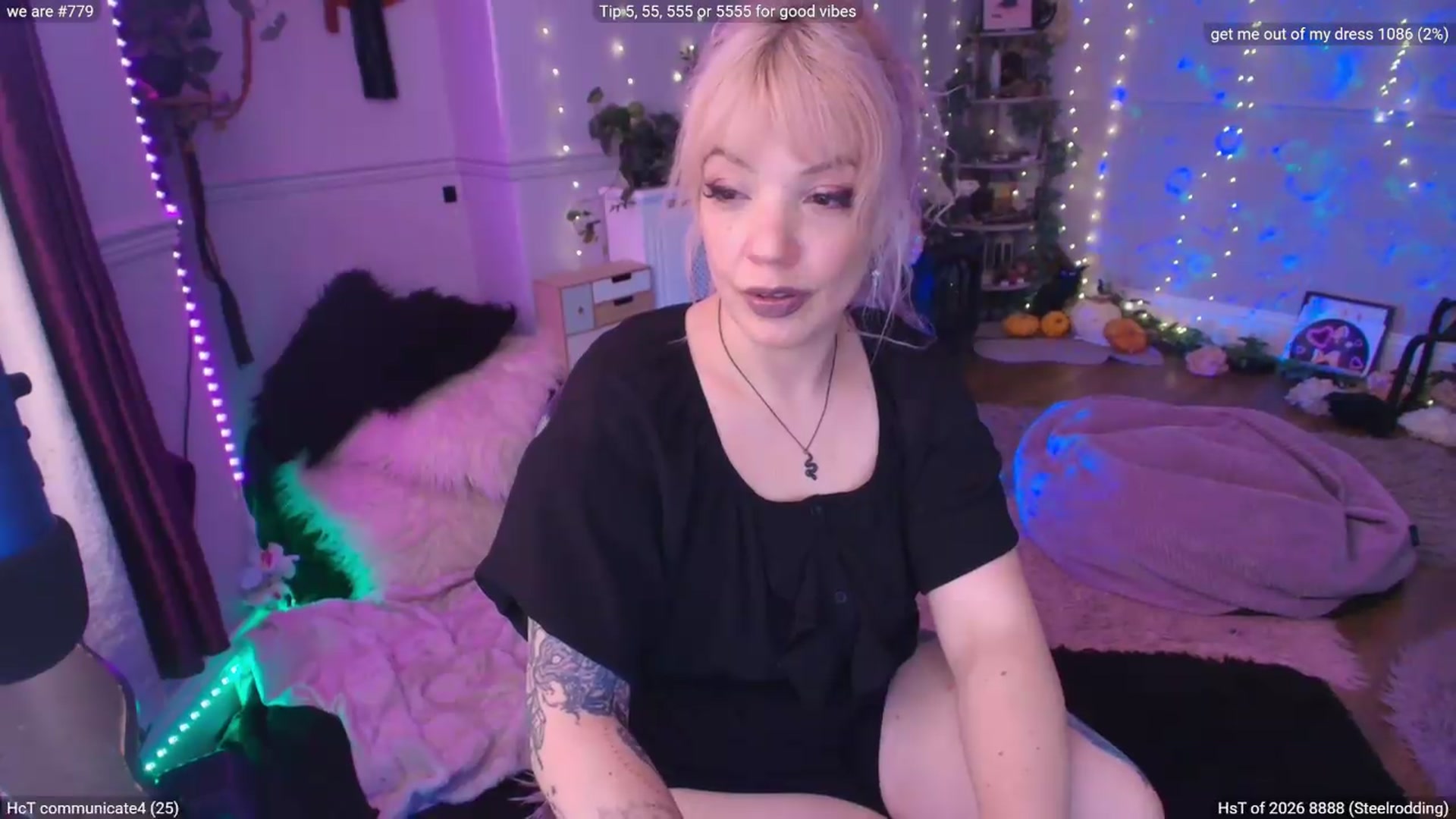 Gallery image thumbnail from LunaWolfie's myfreecams stream on, 05/26/2026, 19:19 image 3 of 20