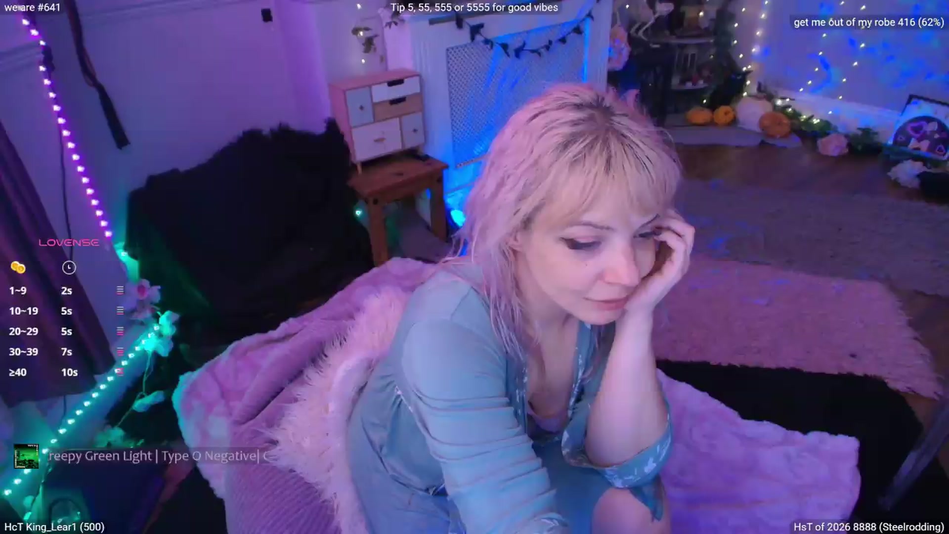 Gallery image thumbnail from LunaWolfie's myfreecams stream on, 05/29/2026, 18:15 image 5 of 20