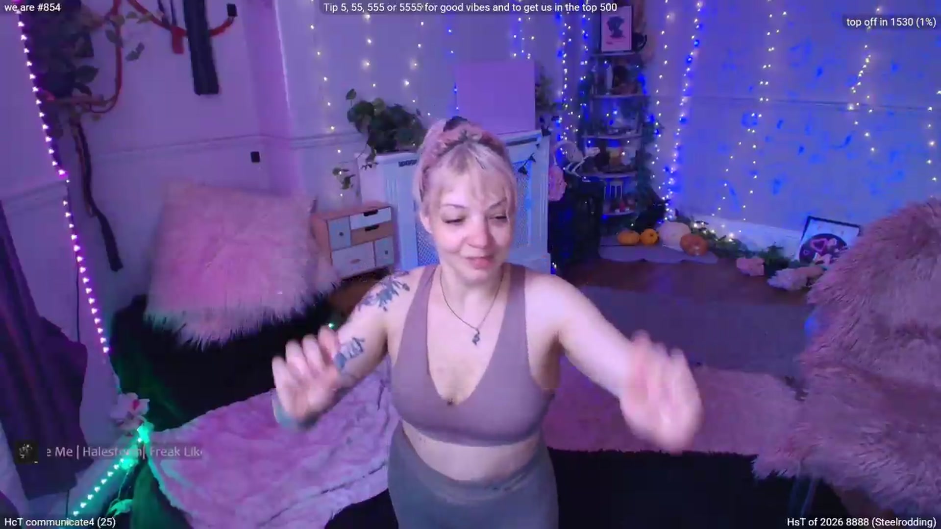 Gallery image thumbnail from LunaWolfie's myfreecams stream on, 06/01/2026, 12:48 image 9 of 20