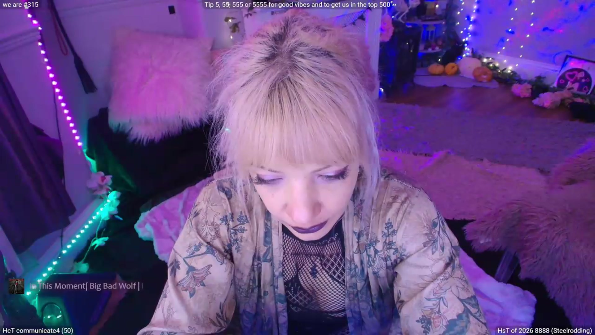 Gallery image thumbnail from LunaWolfie's myfreecams stream on, 06/01/2026, 16:02 image 6 of 20