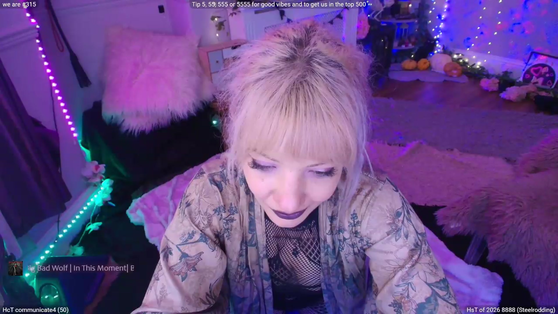 Gallery image thumbnail from LunaWolfie's myfreecams stream on, 06/01/2026, 16:02 image 7 of 20