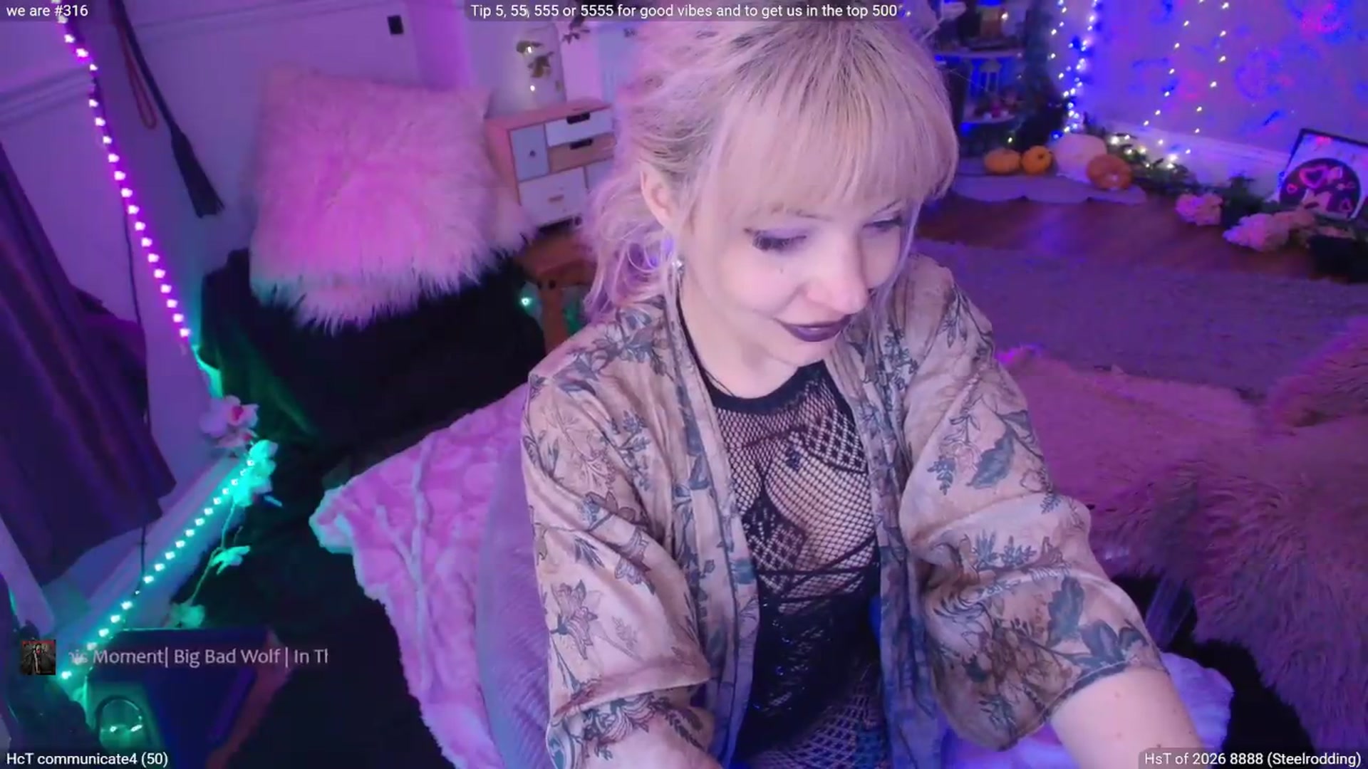 Gallery image thumbnail from LunaWolfie's myfreecams stream on, 06/01/2026, 16:02 image 8 of 20