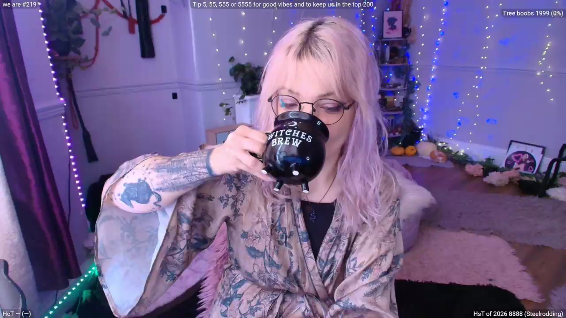 Gallery image thumbnail from LunaWolfie's myfreecams stream on, 06/04/2026, 12:49 image 6 of 20
