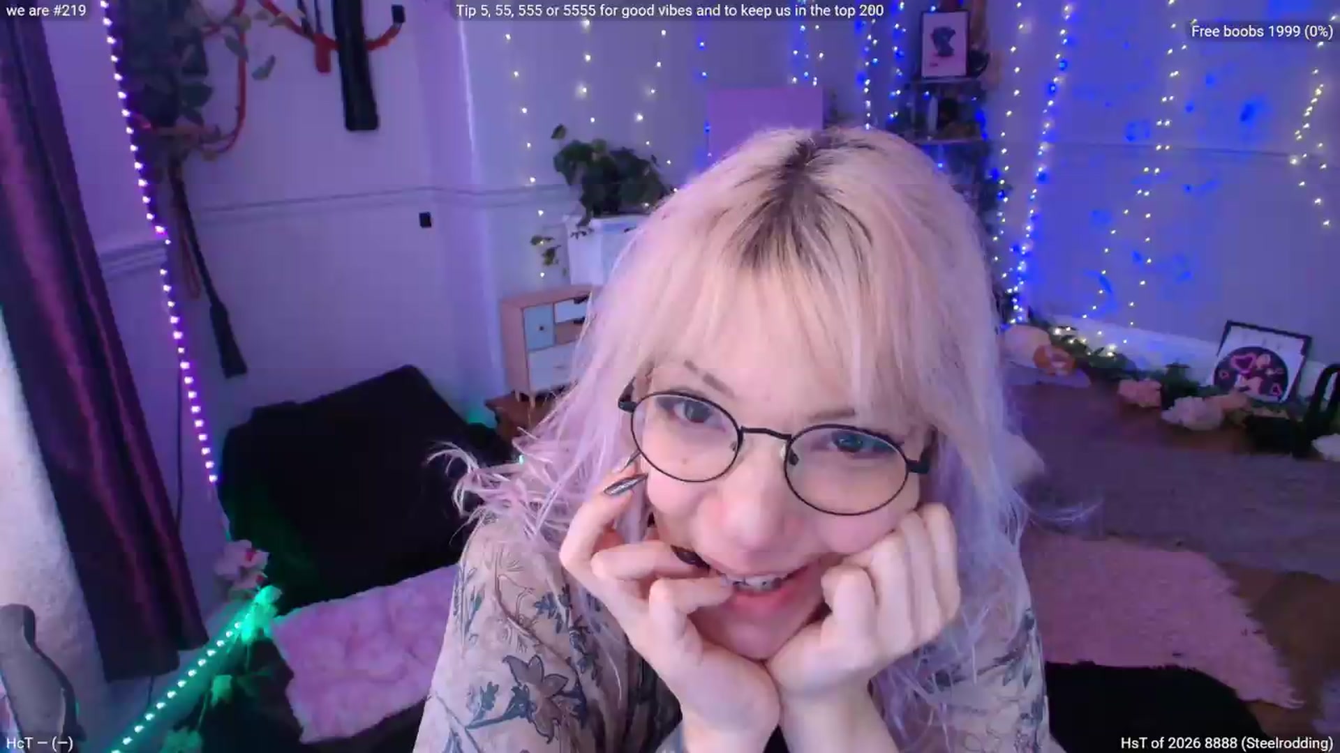 Gallery image thumbnail from LunaWolfie's myfreecams stream on, 06/04/2026, 12:49 image 2 of 20