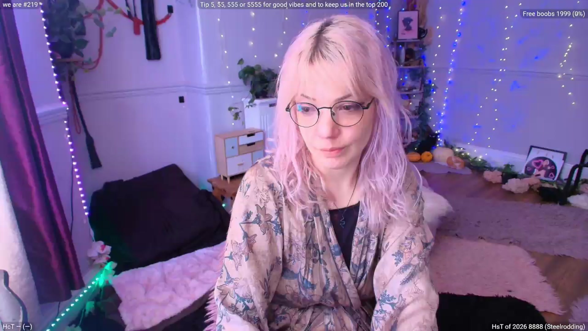 Gallery image thumbnail from LunaWolfie's myfreecams stream on, 06/04/2026, 12:49 image 7 of 20