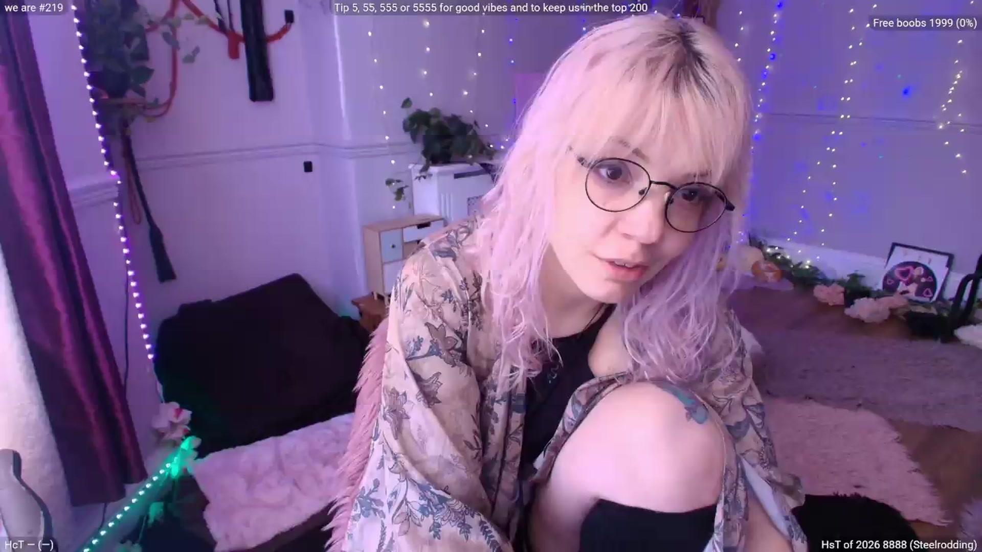 Gallery image thumbnail from LunaWolfie's myfreecams stream on, 06/04/2026, 12:49 image 10 of 20