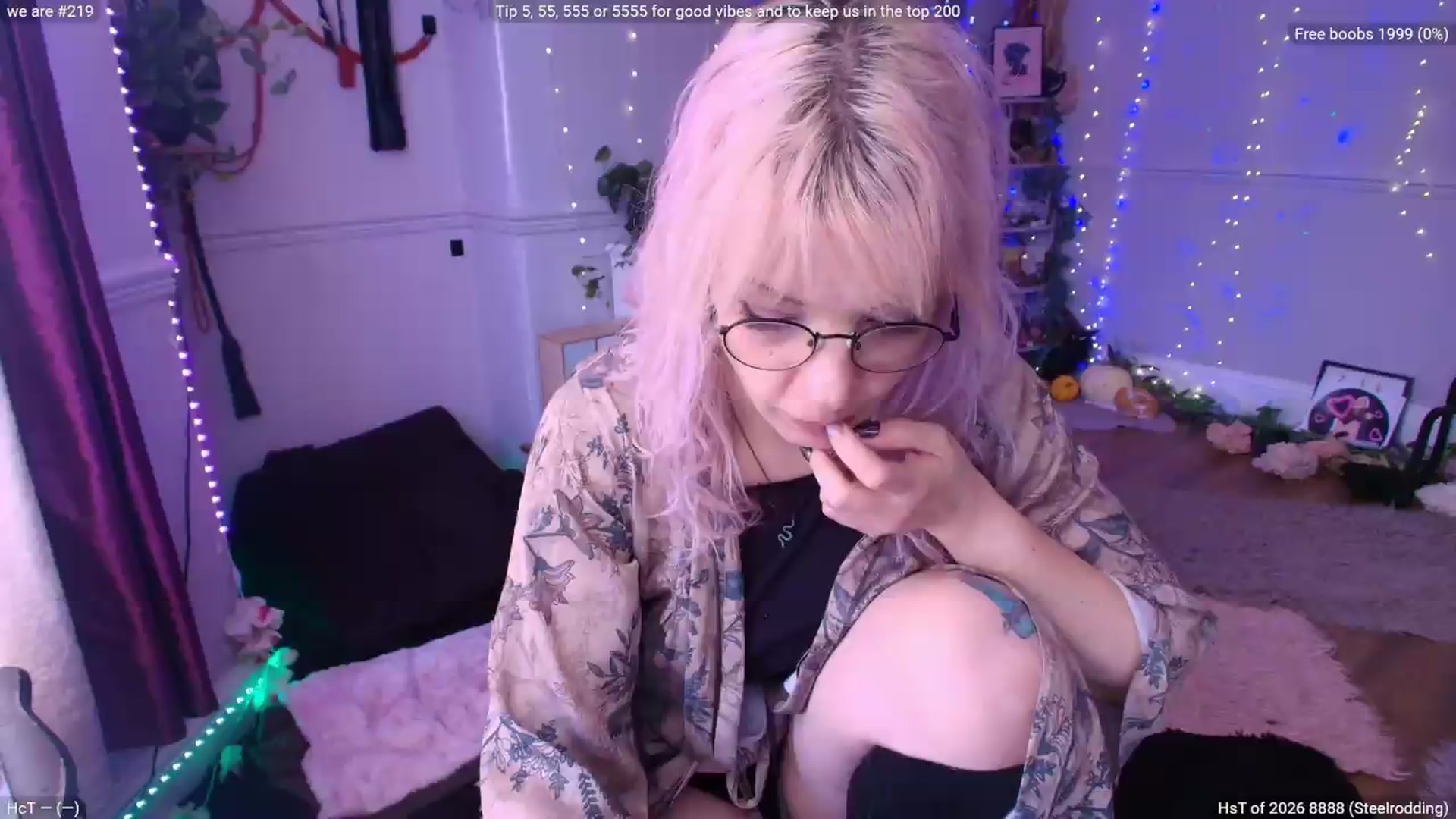 Gallery image thumbnail from LunaWolfie's myfreecams stream on, 06/04/2026, 12:49 image 9 of 20