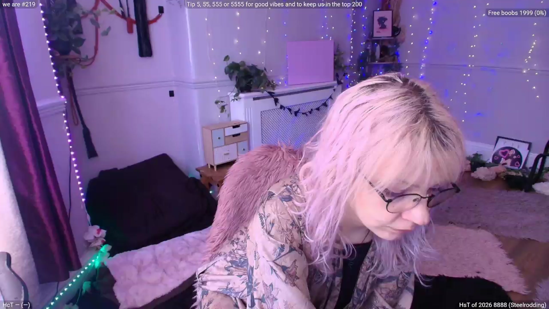 Gallery image thumbnail from LunaWolfie's myfreecams stream on, 06/04/2026, 12:49 image 8 of 20