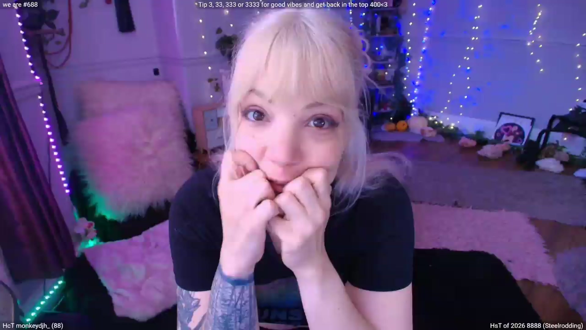 Gallery image thumbnail from LunaWolfie's myfreecams stream on, 06/12/2026, 13:22 image 17 of 20