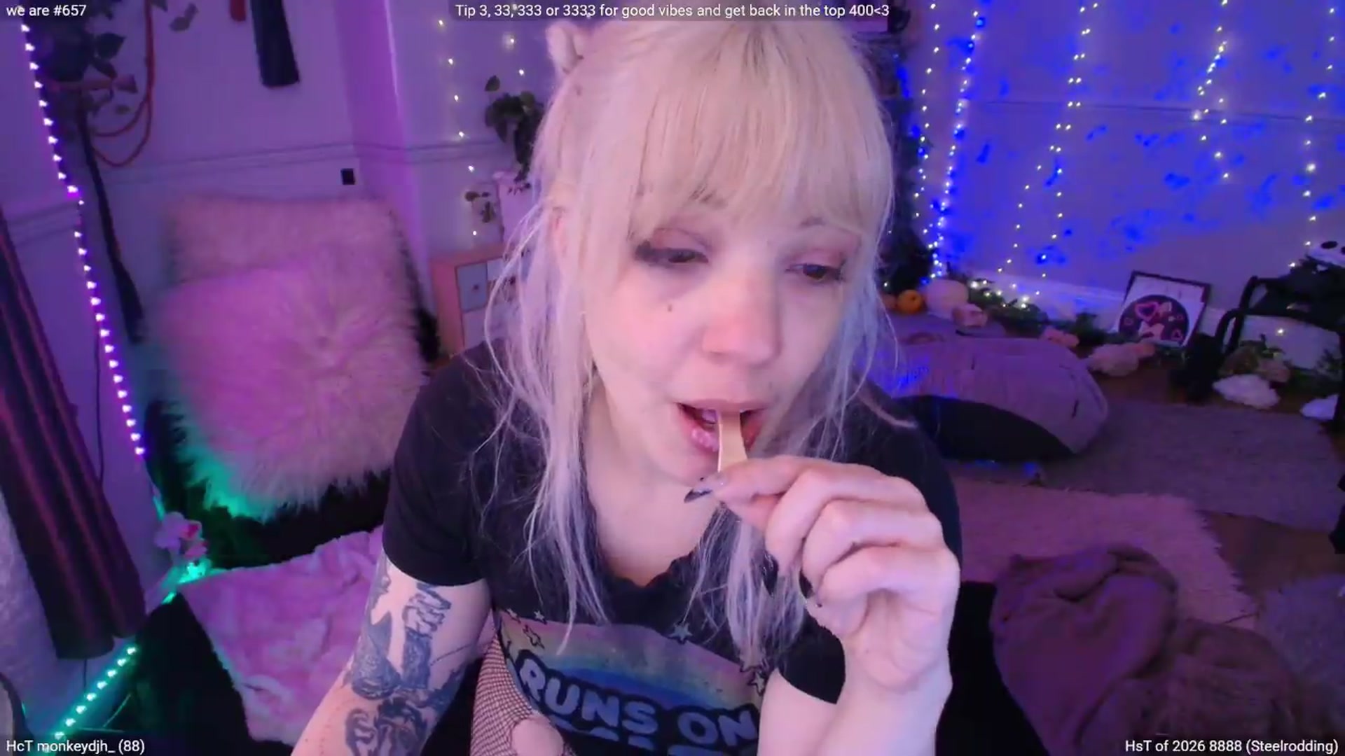Gallery image thumbnail from LunaWolfie's myfreecams stream on, 06/12/2026, 16:59 image 2 of 20