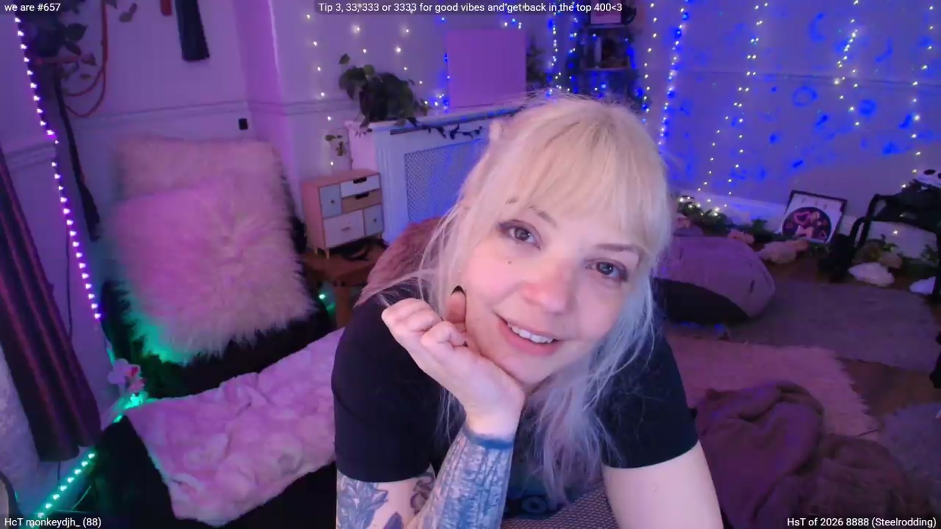Gallery image thumbnail from LunaWolfie's myfreecams stream on, 06/12/2026, 16:59 image 8 of 20