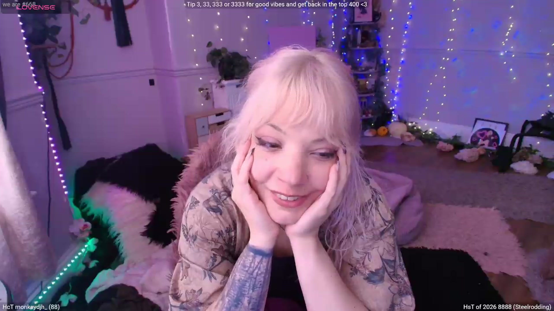 Gallery image thumbnail from LunaWolfie's myfreecams stream on, 06/15/2026, 16:15 image 13 of 20