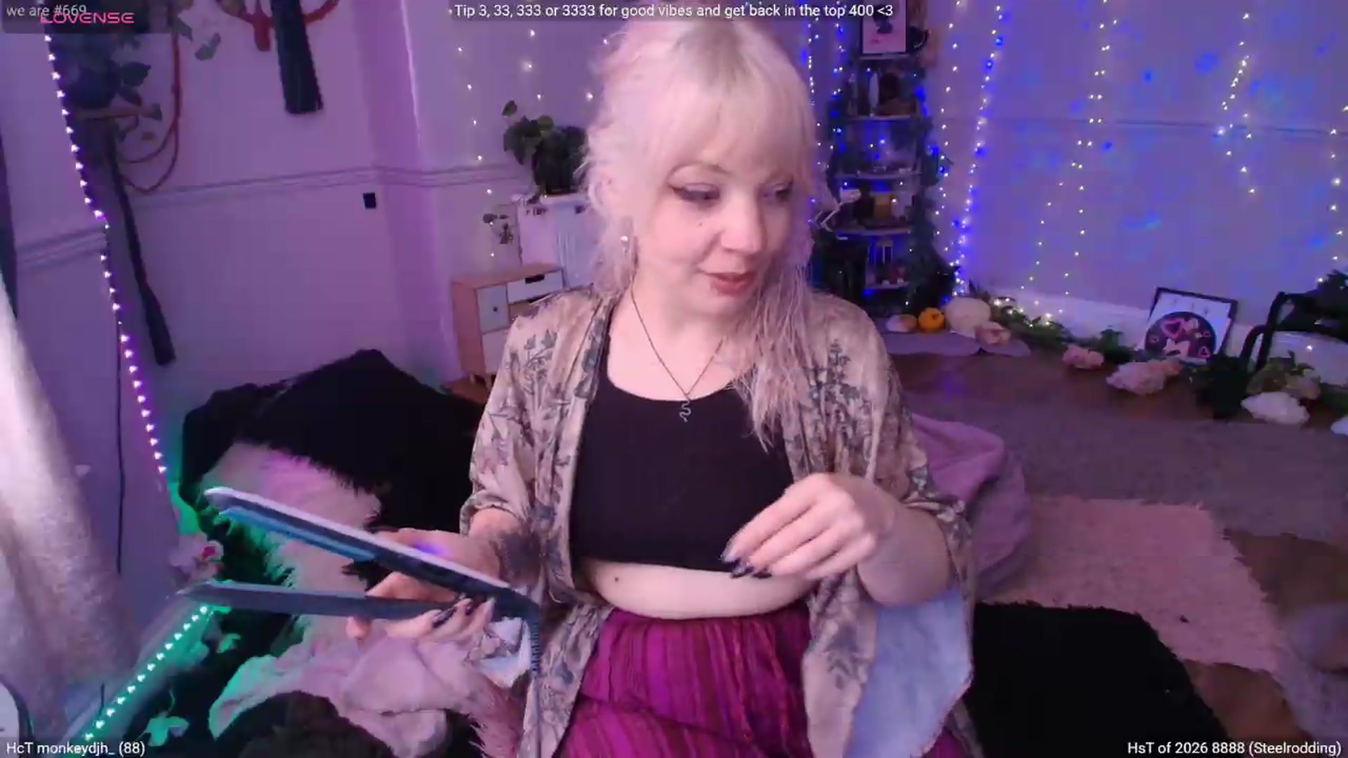 Gallery image thumbnail from LunaWolfie's myfreecams stream on, 06/15/2026, 16:15 image 18 of 20