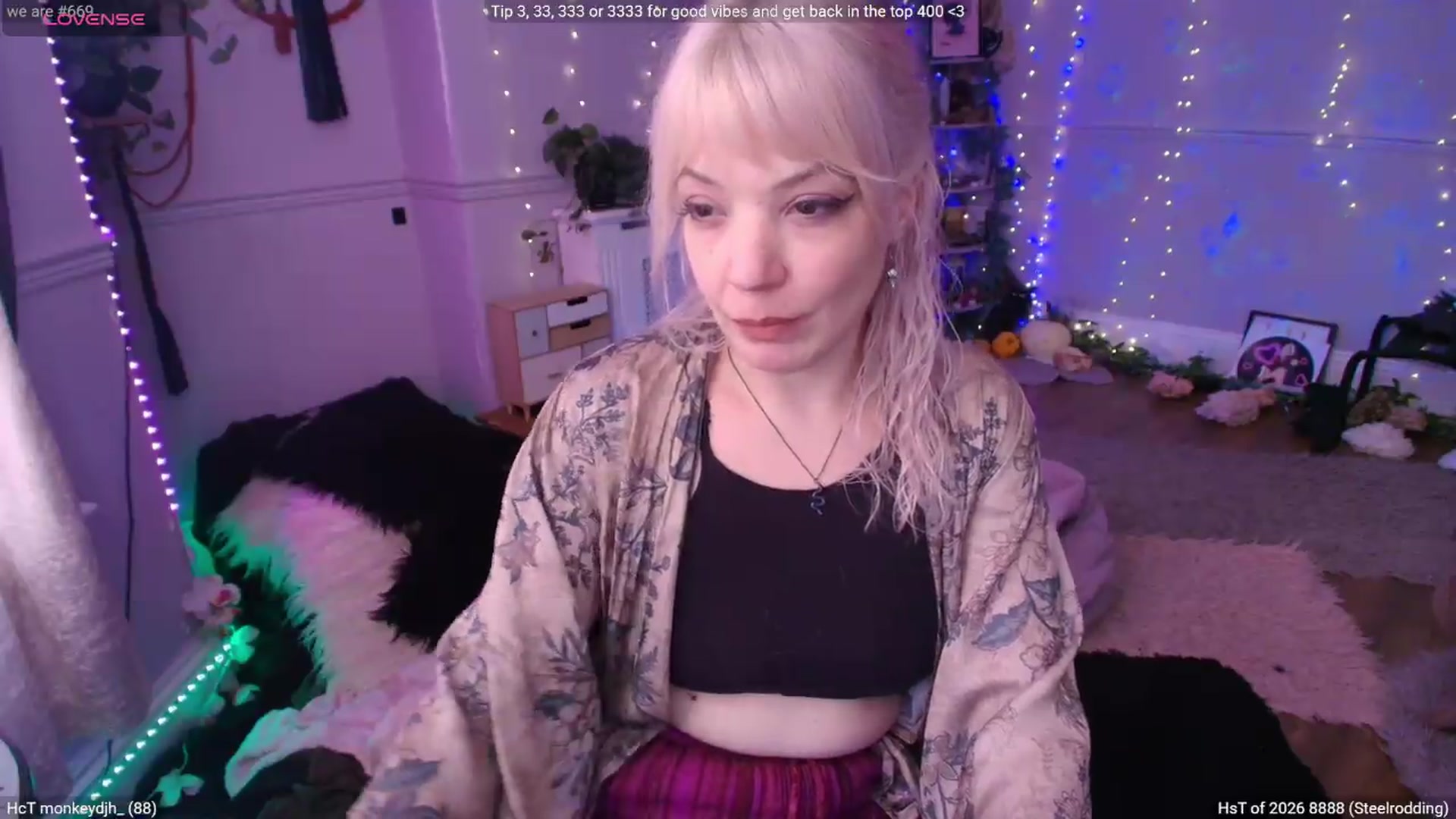 Gallery image thumbnail from LunaWolfie's myfreecams stream on, 06/15/2026, 16:15 image 19 of 20