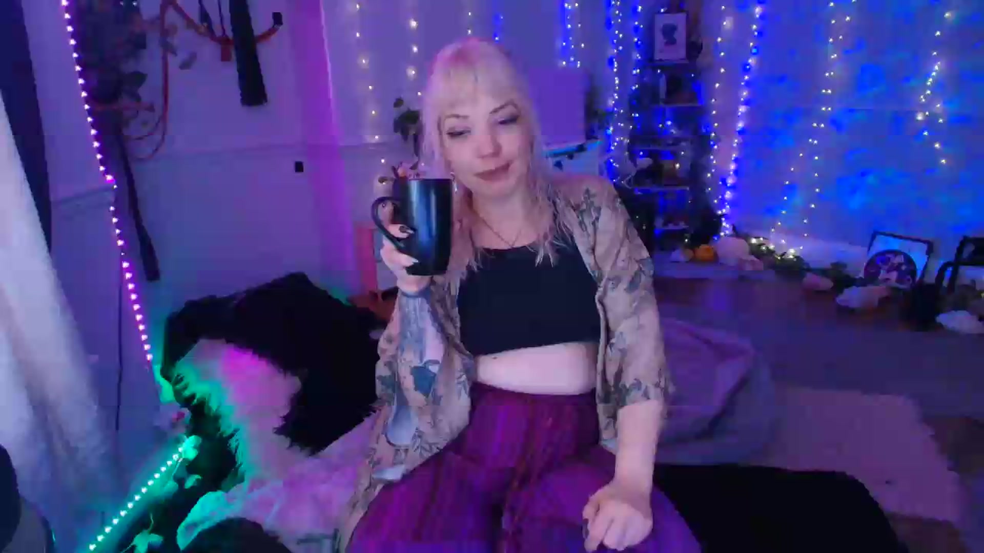 Gallery image thumbnail from LunaWolfie's myfreecams stream on, 06/15/2026, 18:24 image 10 of 20
