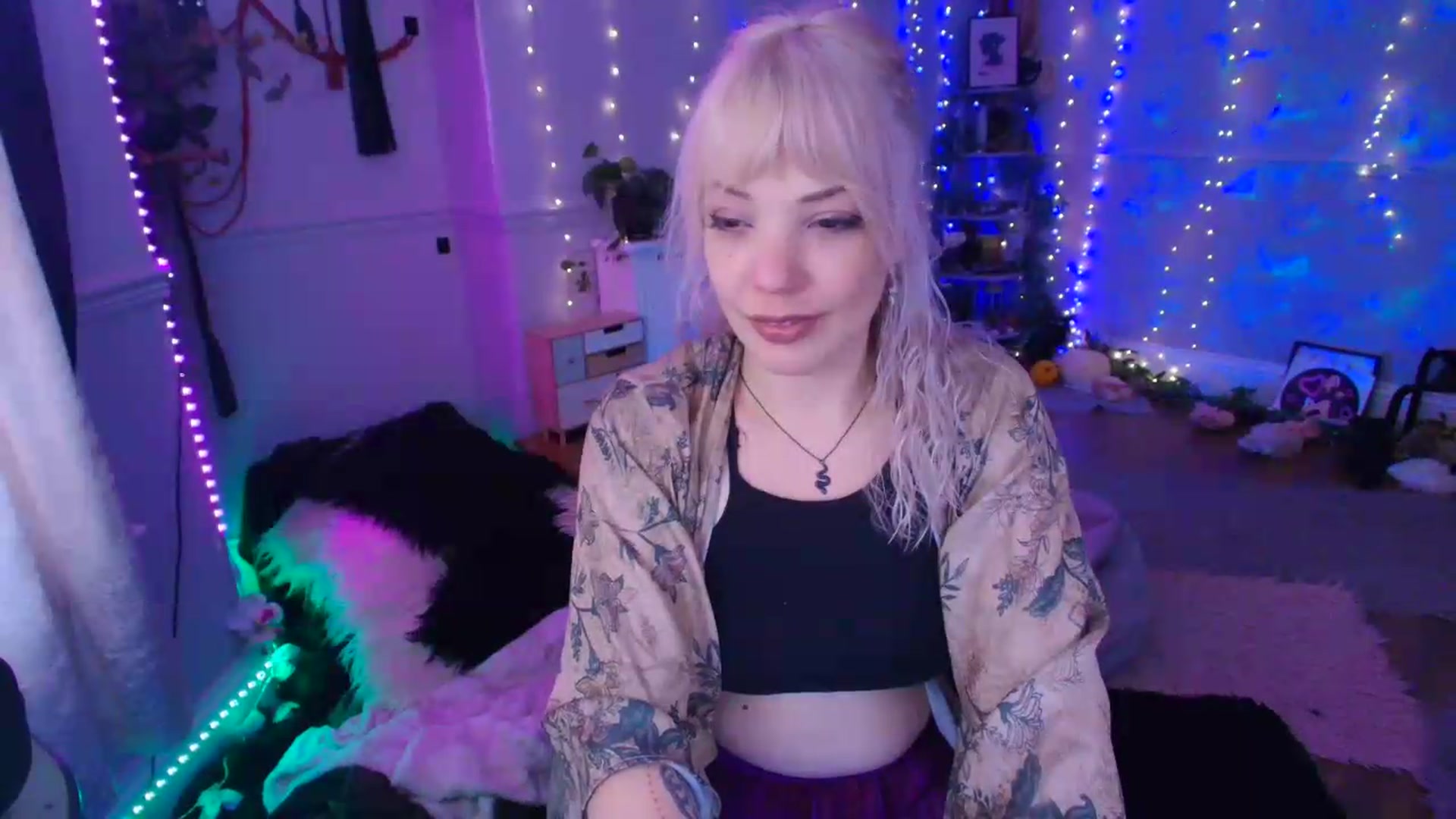 Gallery image thumbnail from LunaWolfie's myfreecams stream on, 06/15/2026, 18:24 image 20 of 20
